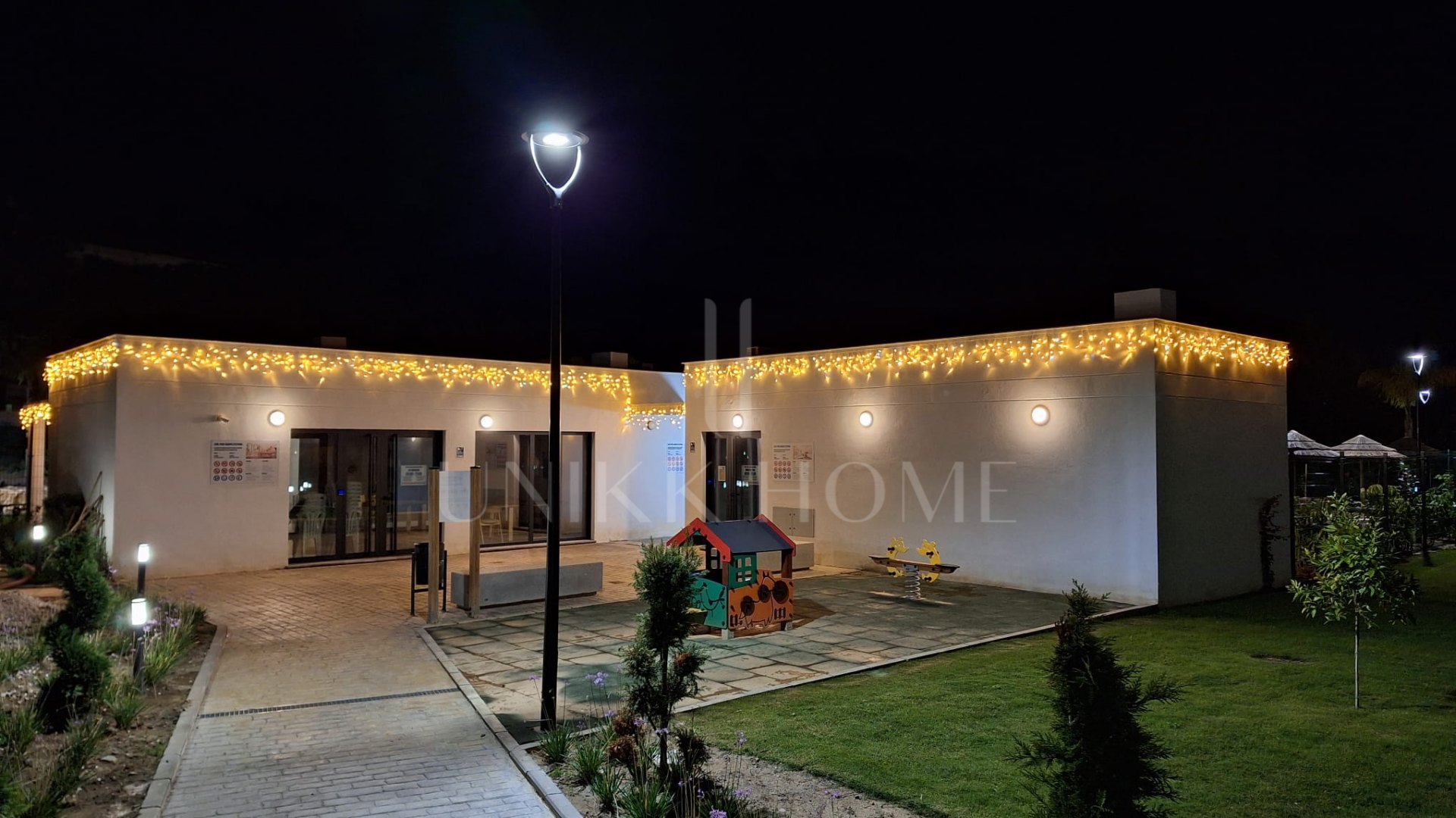 Ground Floor Apartment for sale in Estepona East, Estepona