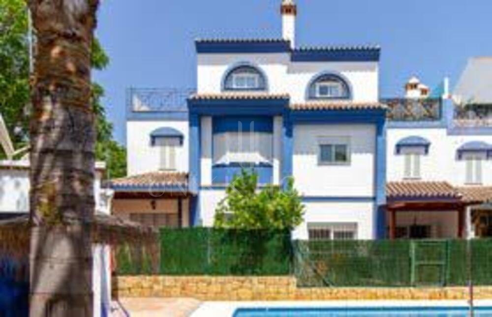 Town House for sale in San Pedro de Alcantara