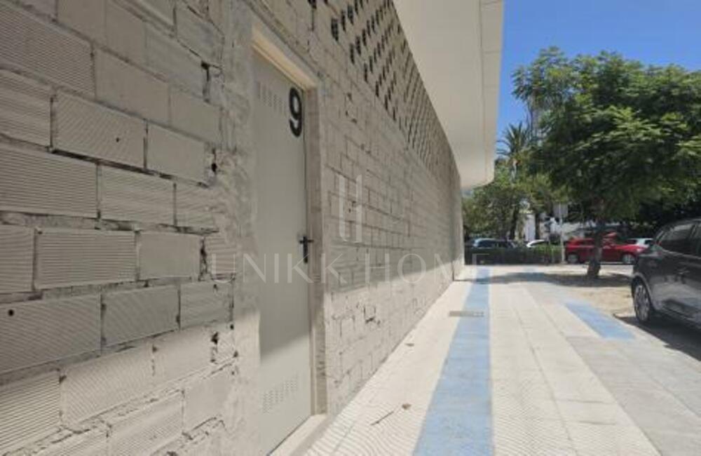 Shopping Centre for sale in San Pedro Playa, San Pedro de Alcantara