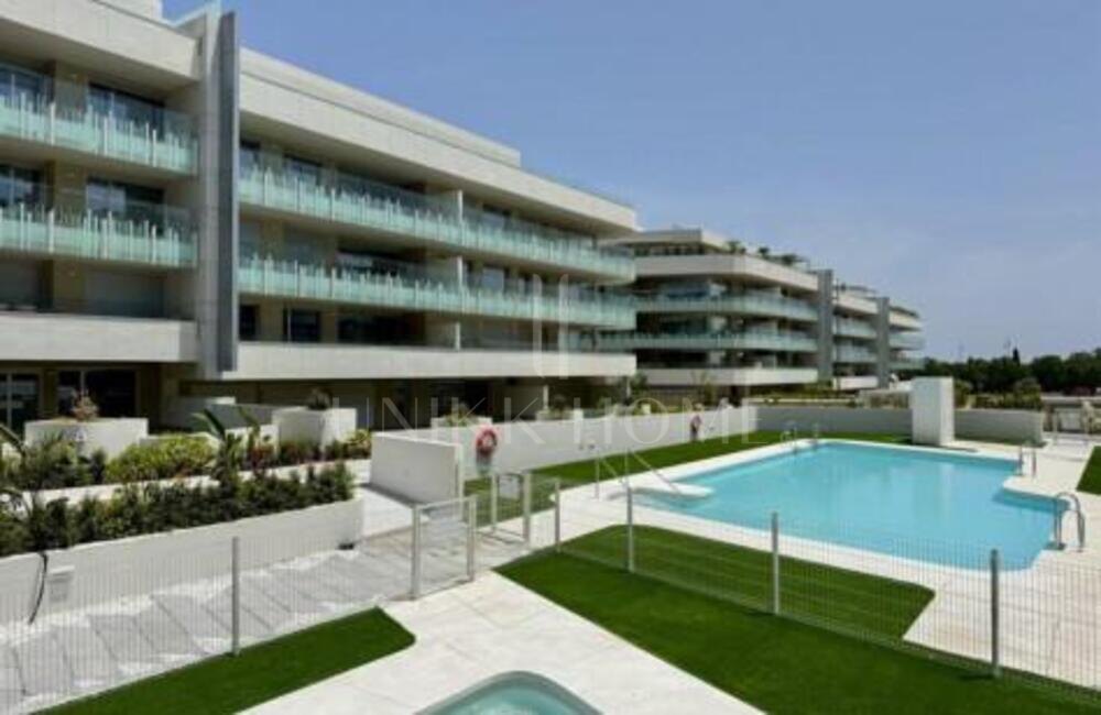 Shopping Centre for sale in San Pedro Playa, San Pedro de Alcantara