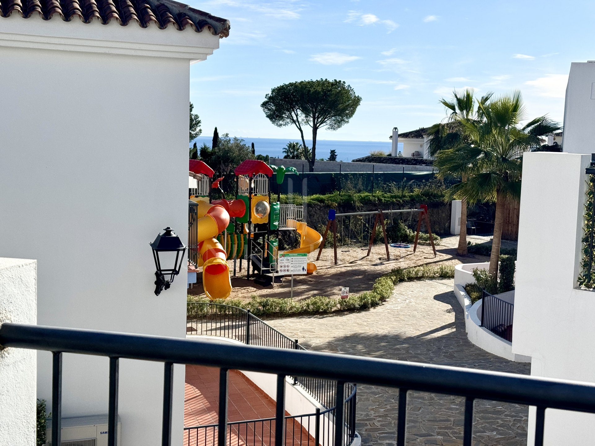 Apartment for sale in Paraiso Pueblo, Benahavis