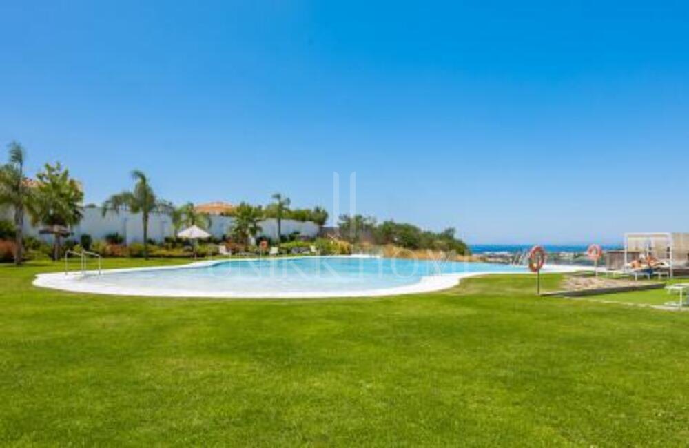 Apartment for sale in Paraiso Pueblo, Benahavis