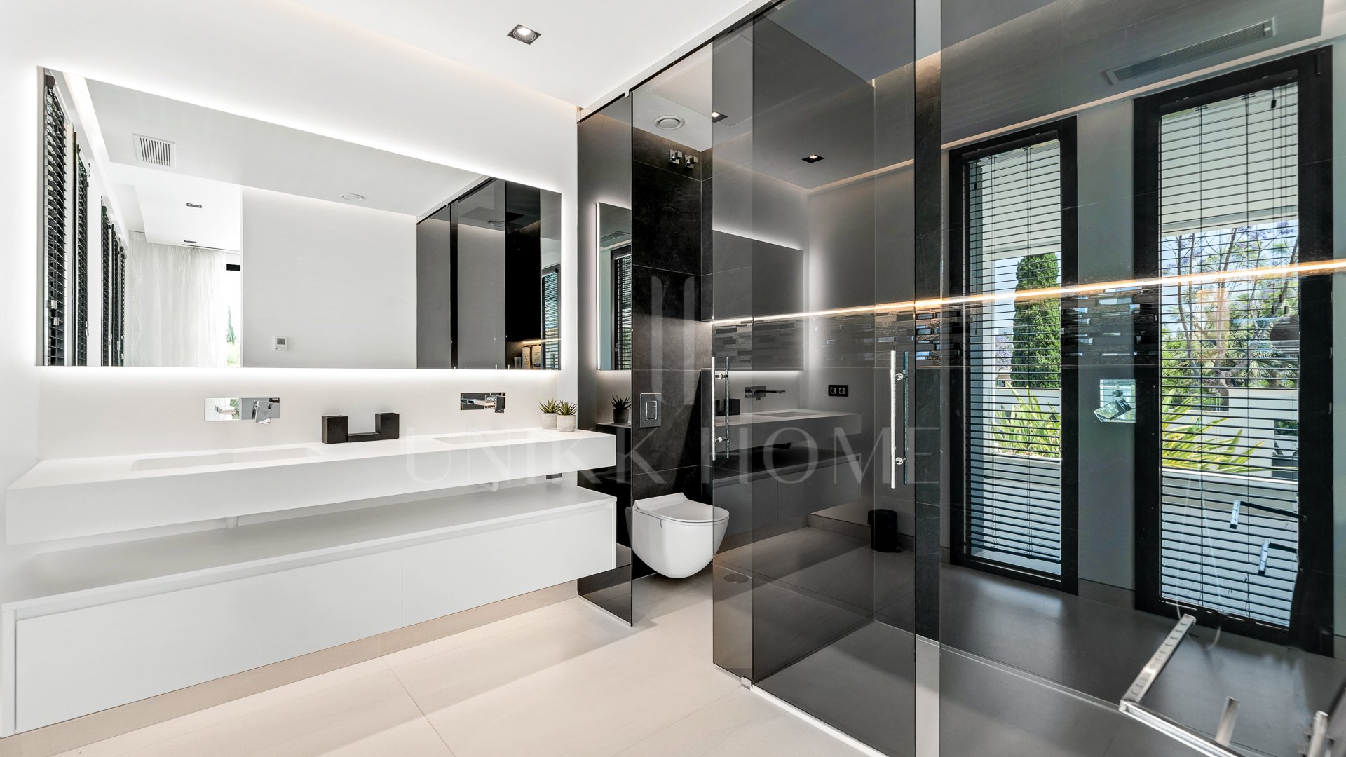 Spectacular New Villa with Sea and Golf Views