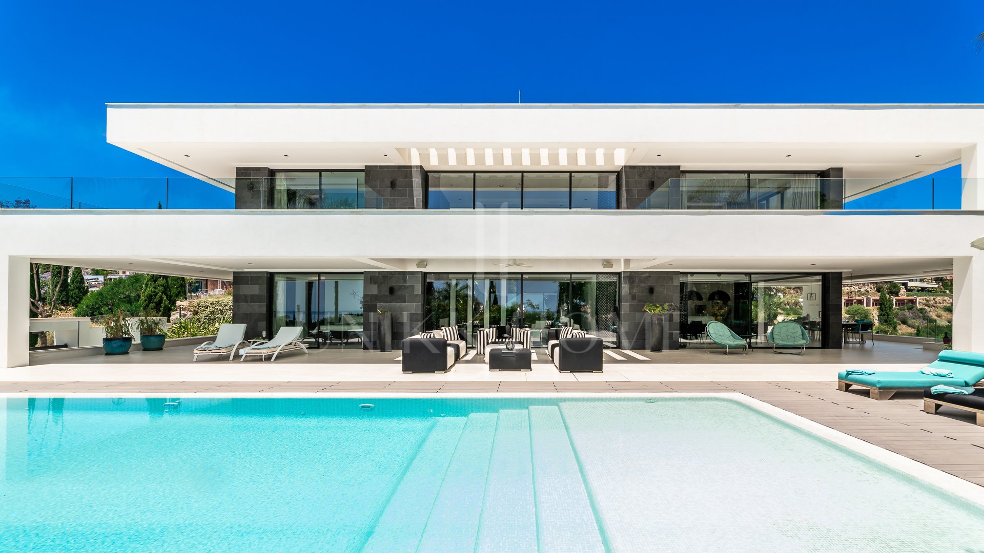 Spectacular New Villa with Sea and Golf Views