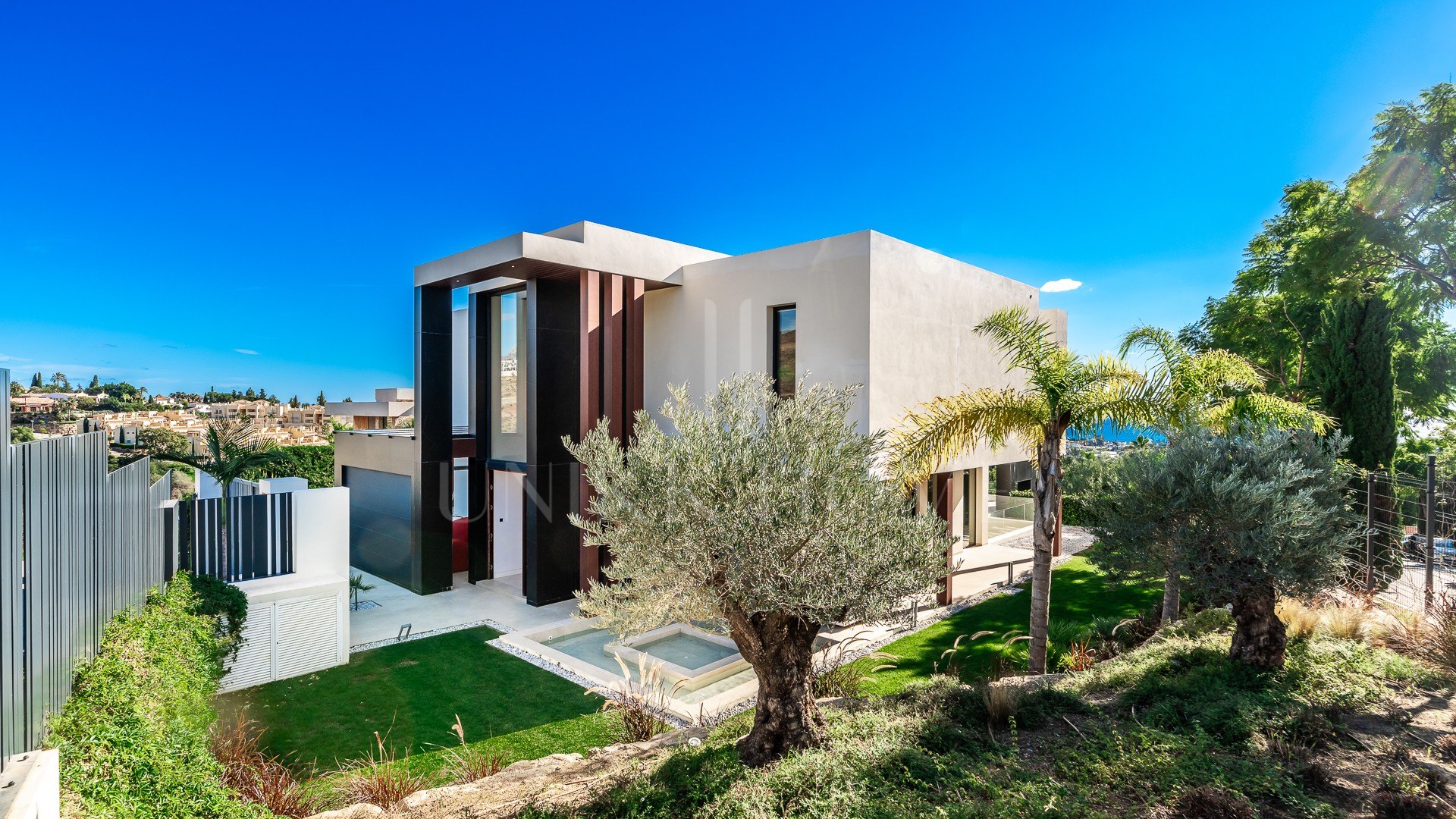 Villa Spectre – Simply the Best Value Villa in Flamingos