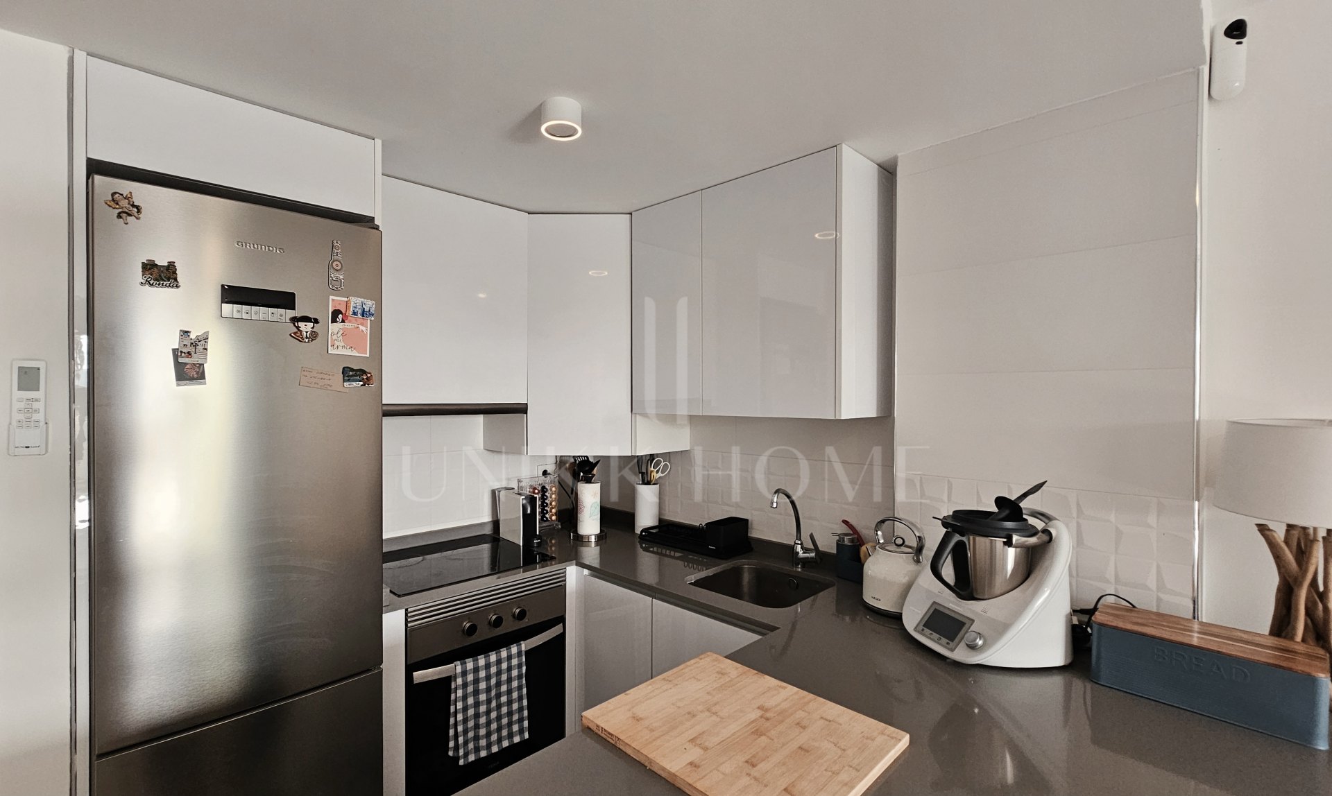 Modern 2-Bed Apartment in Doña Julia Golf Resort, Casares Costa – Beautiful Sea and mountain Views