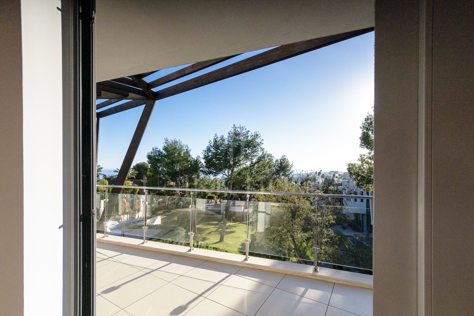 Luxury Semi-Detached House in Meisho Hills, Marbella Golden Mile