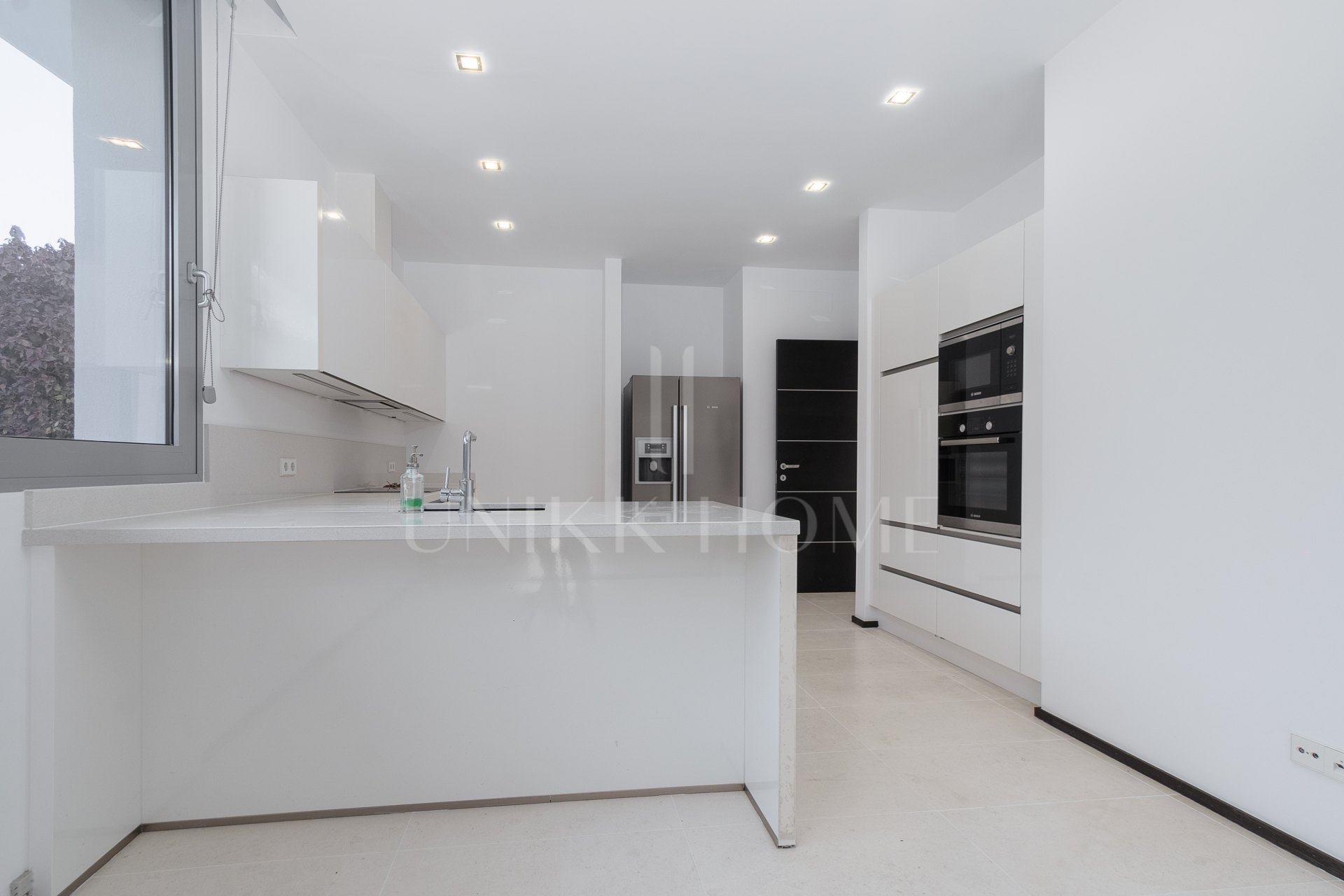 Luxury Semi-Detached House in Meisho Hills, Marbella Golden Mile