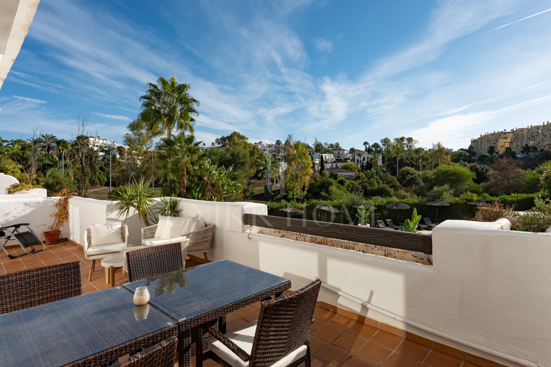 Beautiful Two-Bedroom Apartment Overlooking the Pool in Golf Hills, Estepona