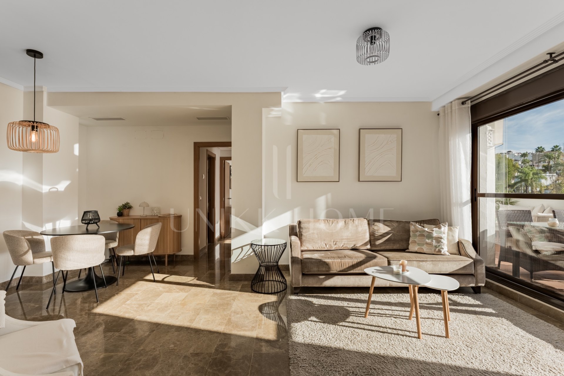 Beautiful Two-Bedroom Apartment Overlooking the Pool in Golf Hills, Estepona