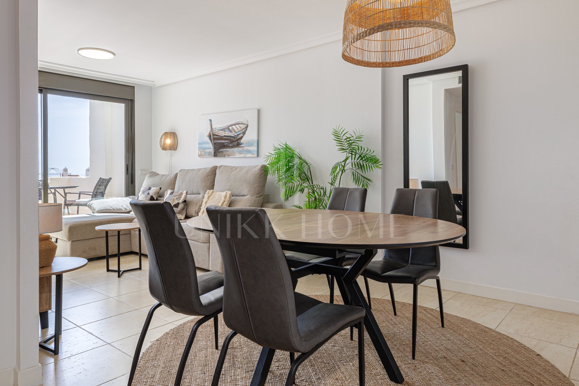 Panoramic Sea View Apartment in Sunset Golf, Estepona