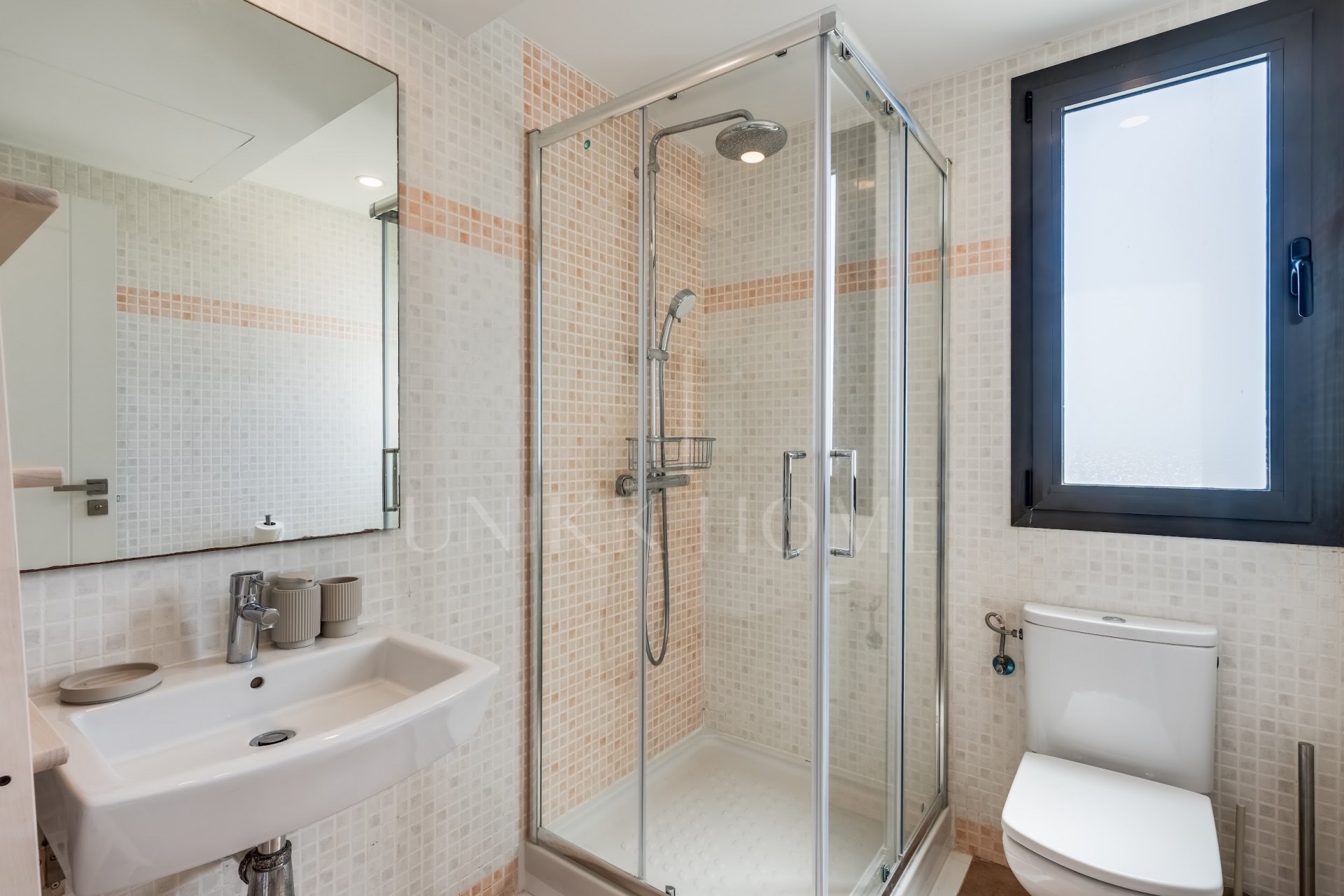 Ático Dúplex de Lujo con Vistas Panorámicas al Mar en Sunset Golf, Estepona