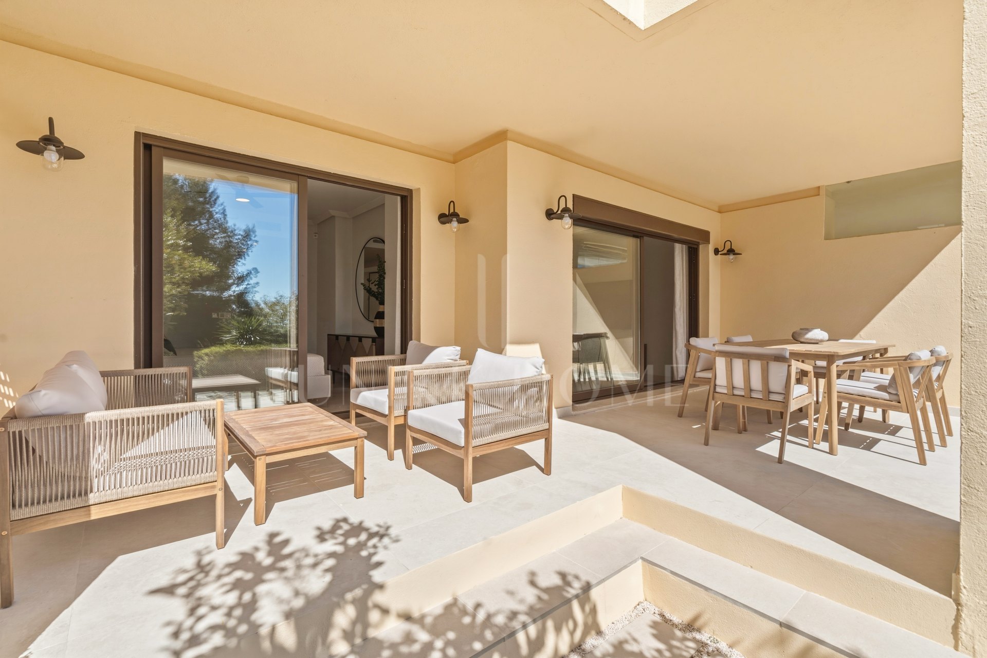 Stunning Recently Renovated 3-Bedroom Apartment in Los Pinos, Los Arqueros
