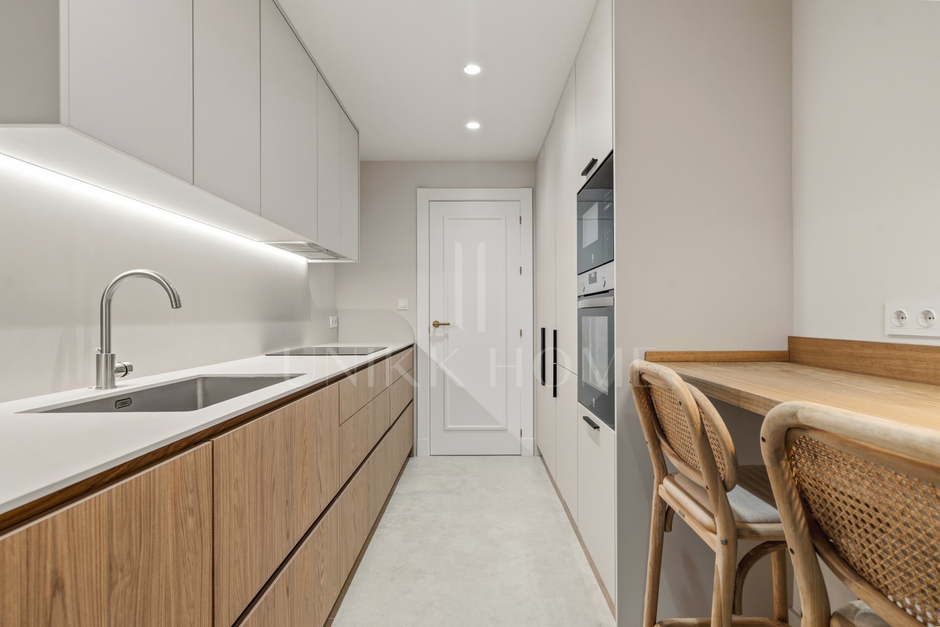 Stunning Recently Renovated 3-Bedroom Apartment in Los Pinos, Los Arqueros