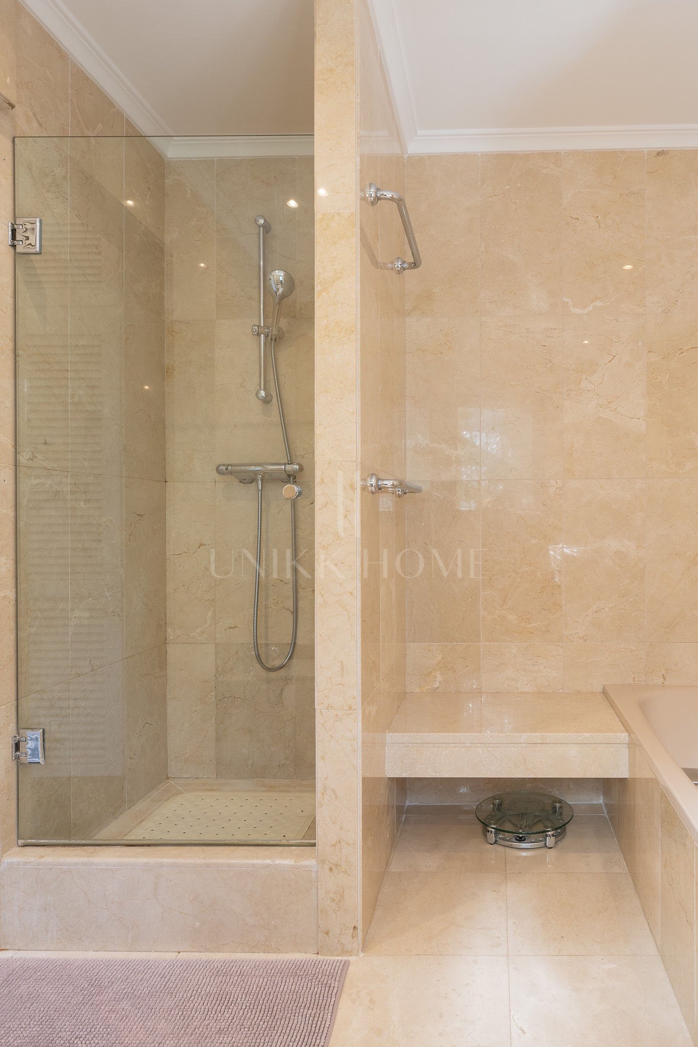 Villa de lujo con vistas panorámicas al mar y a La Concha en El Rosario, Marbella