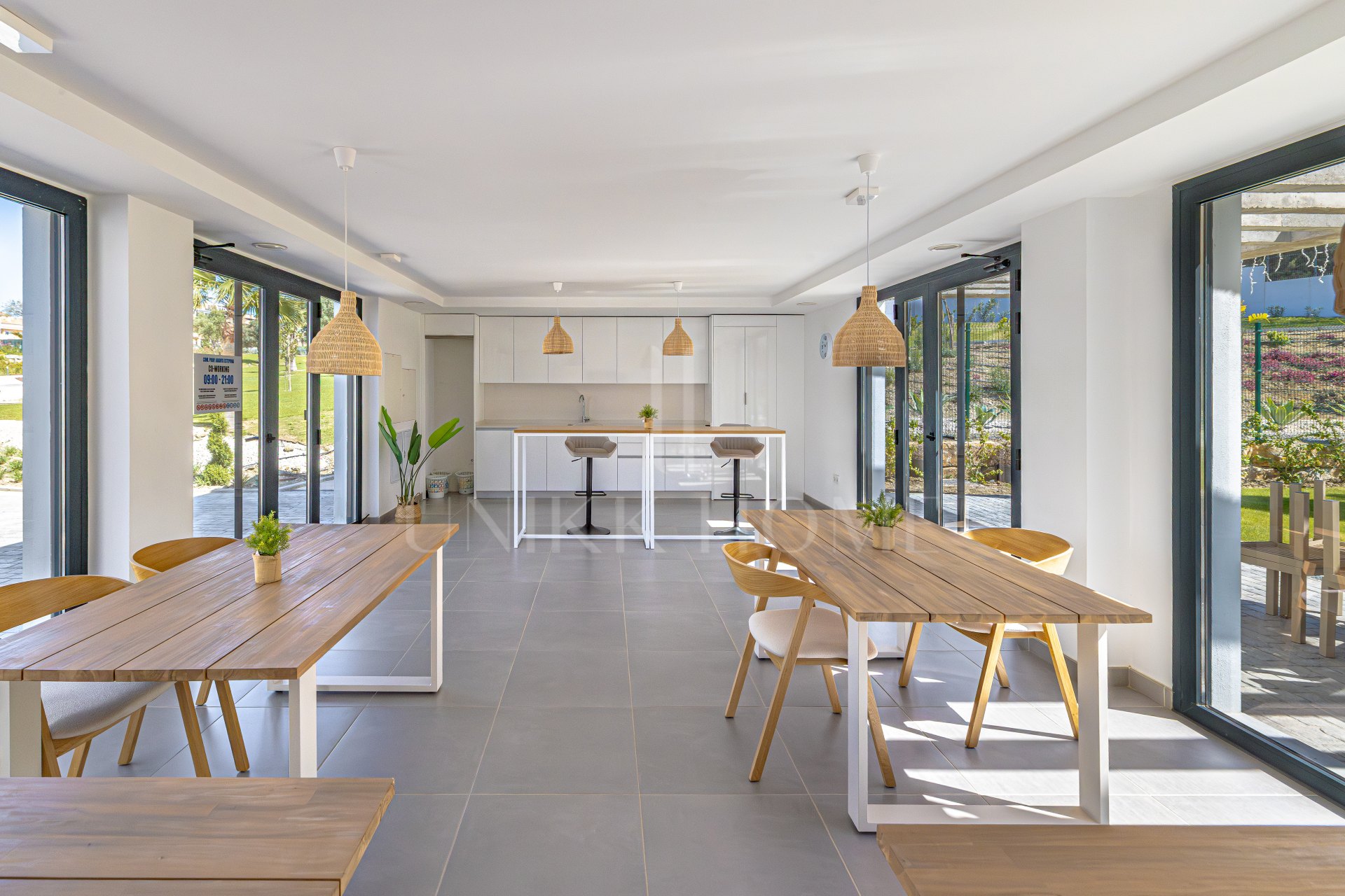 Brand-New 2-Bed Ground-Floor Apartment with Large Garden in Aranya, Estepona