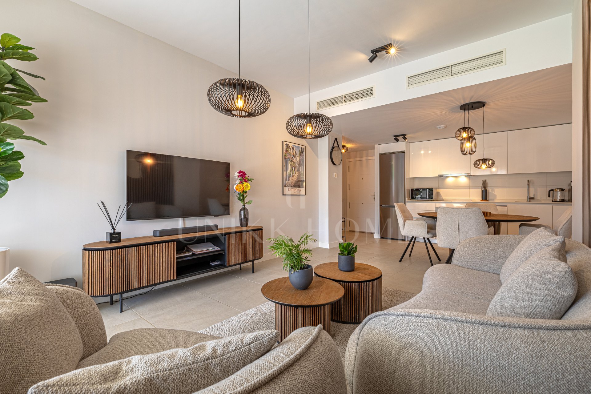 Brand-New 2-Bed Ground-Floor Apartment with Large Garden in Aranya, Estepona