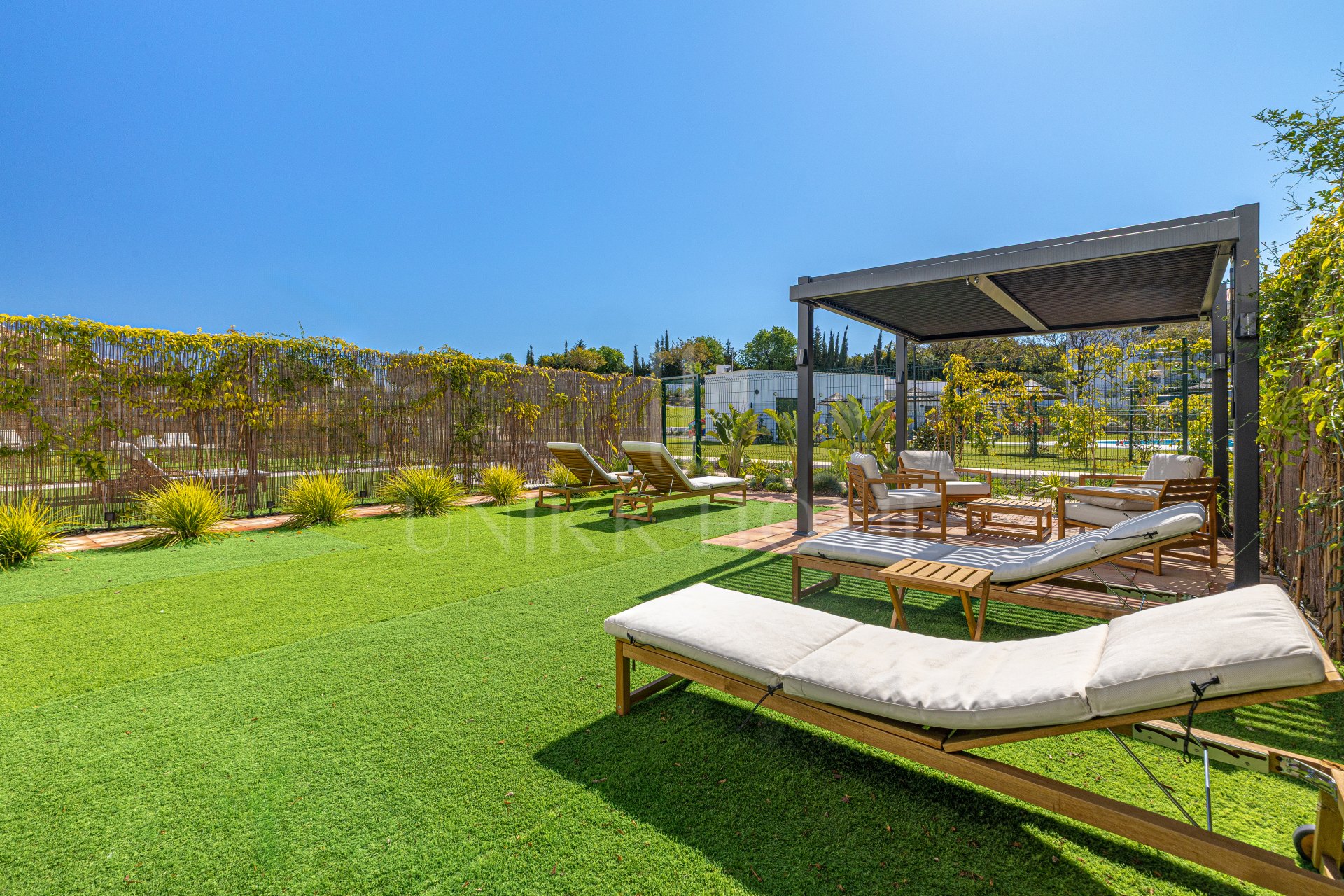 Brand-New 2-Bed Ground-Floor Apartment with Large Garden in Aranya, Estepona