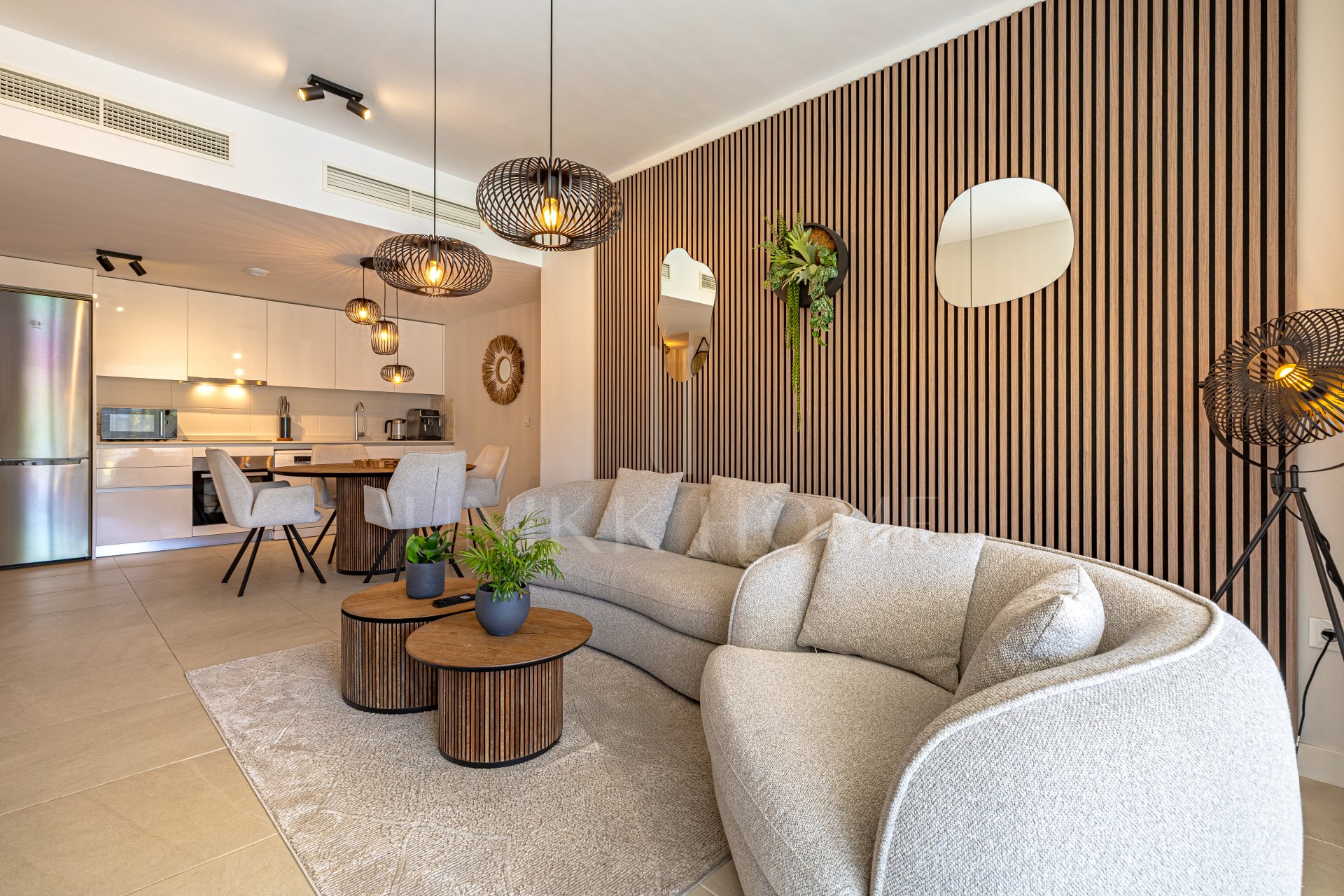 Brand-New 2-Bed Ground-Floor Apartment with Large Garden in Aranya, Estepona