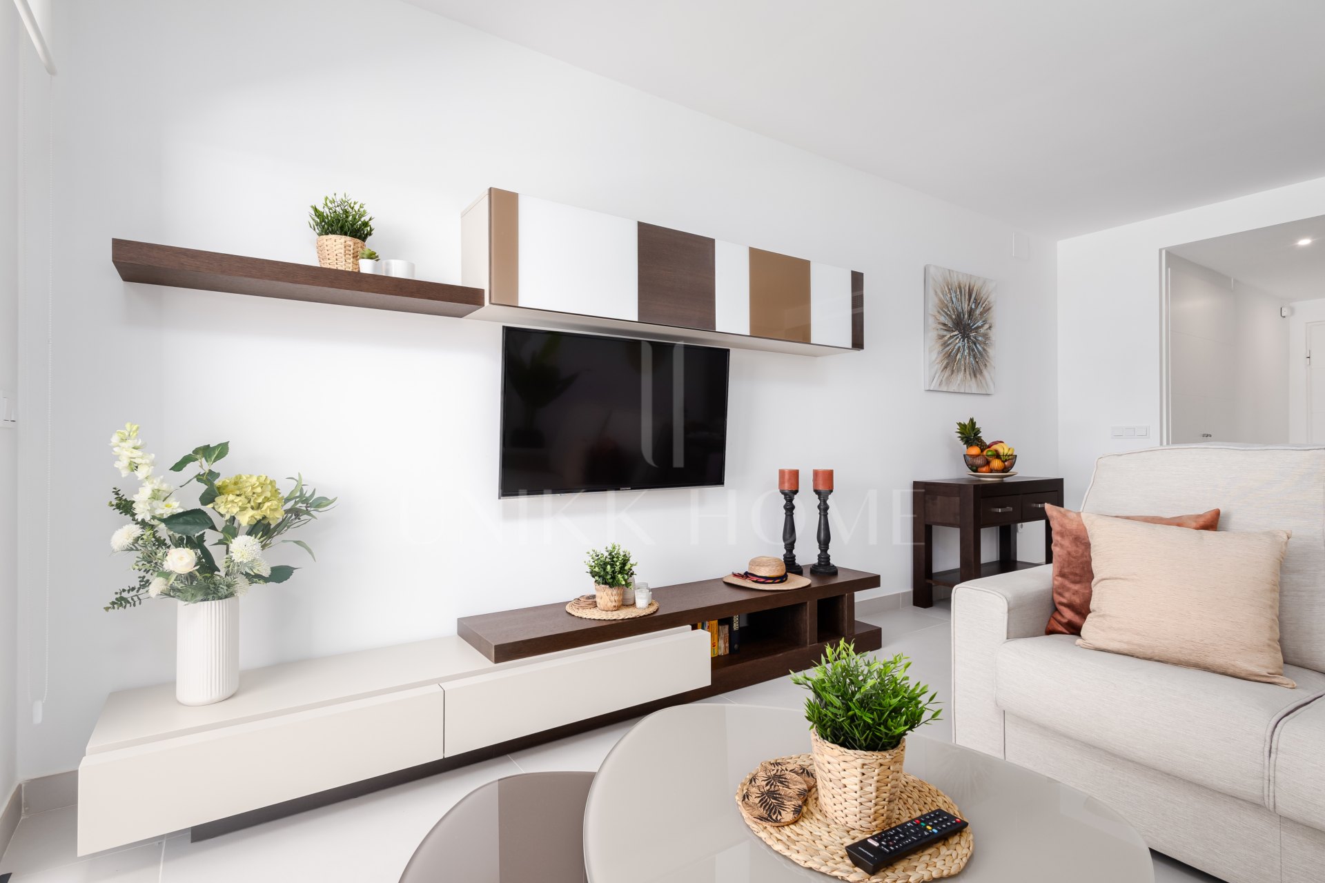 Beautiful 2-Bedroom Apartment in Miradores del Sol, Estepona