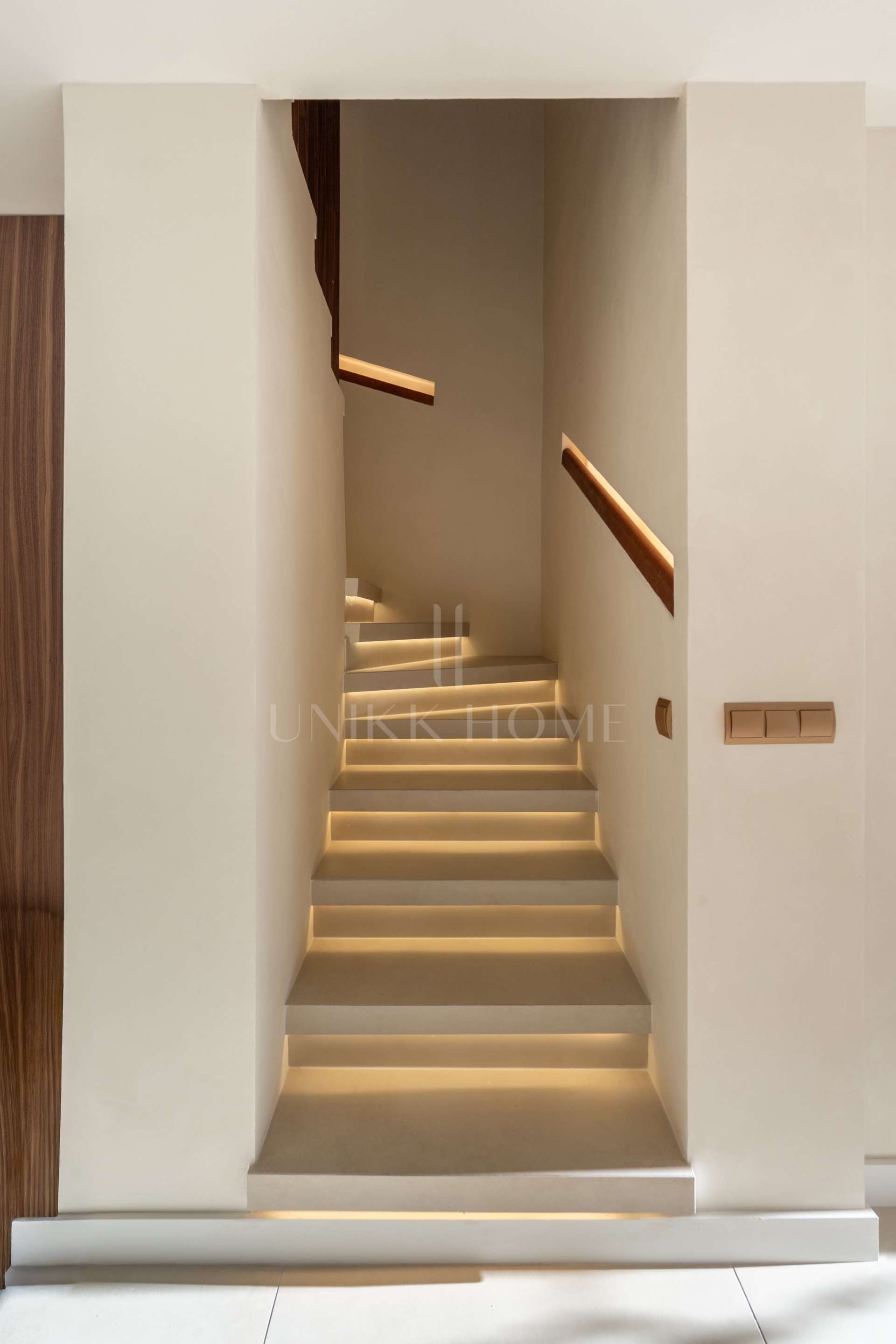 Impresionante ático dúplex con vistas panorámicas al mar y piscina privada tipo plunge en La Quinta