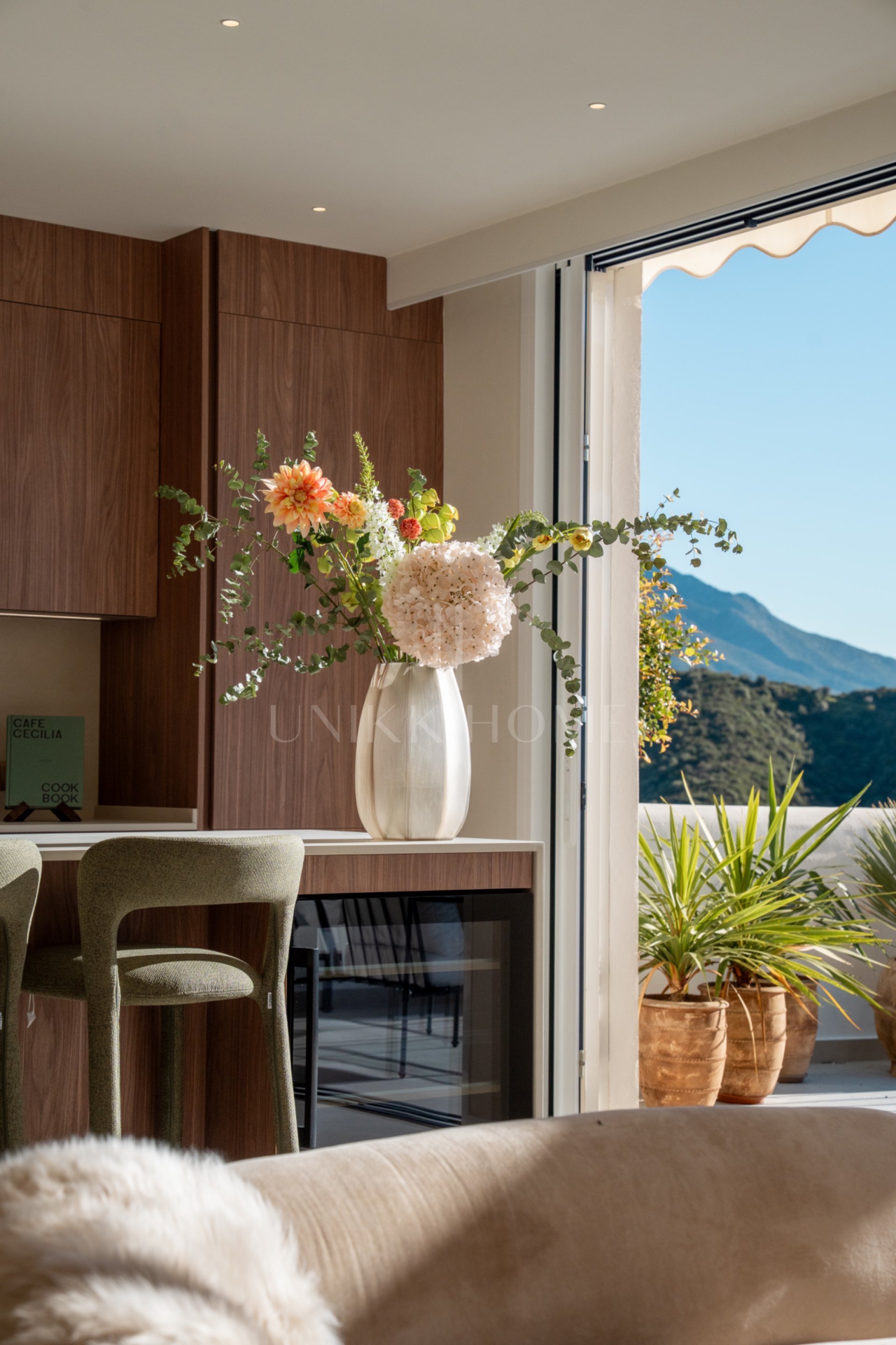 Impresionante ático dúplex con vistas panorámicas al mar y piscina privada tipo plunge en La Quinta