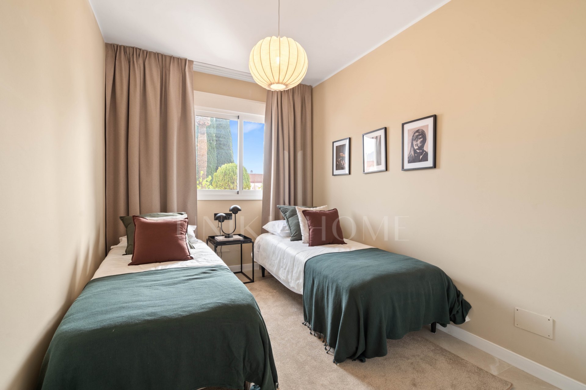 Impresionante Apartamento Reformado de 4 Dormitorios en Nueva Andalucía