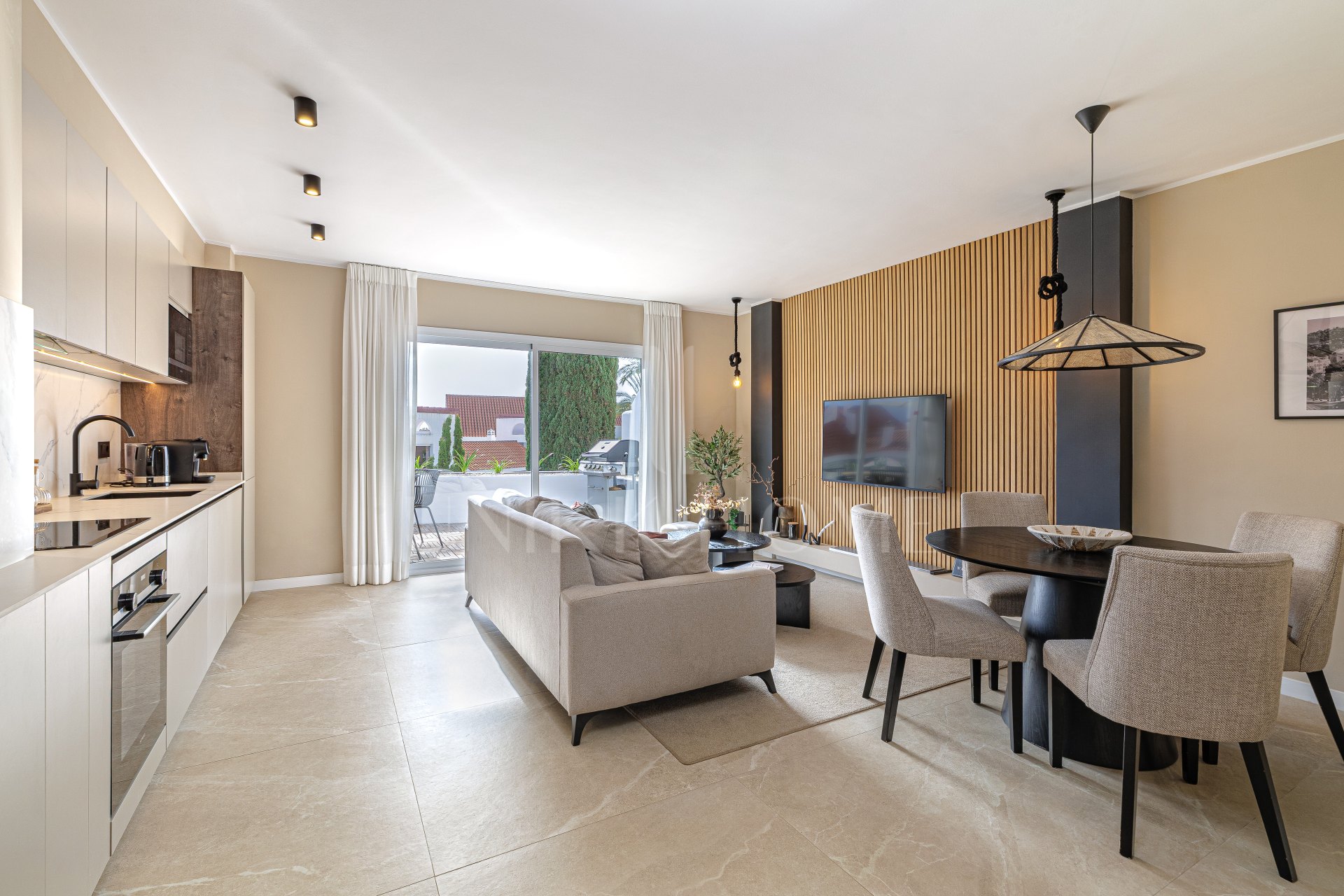 Stunning Renovated 4-Bedroom Apartment in Prime Nueva Andalucía Location
