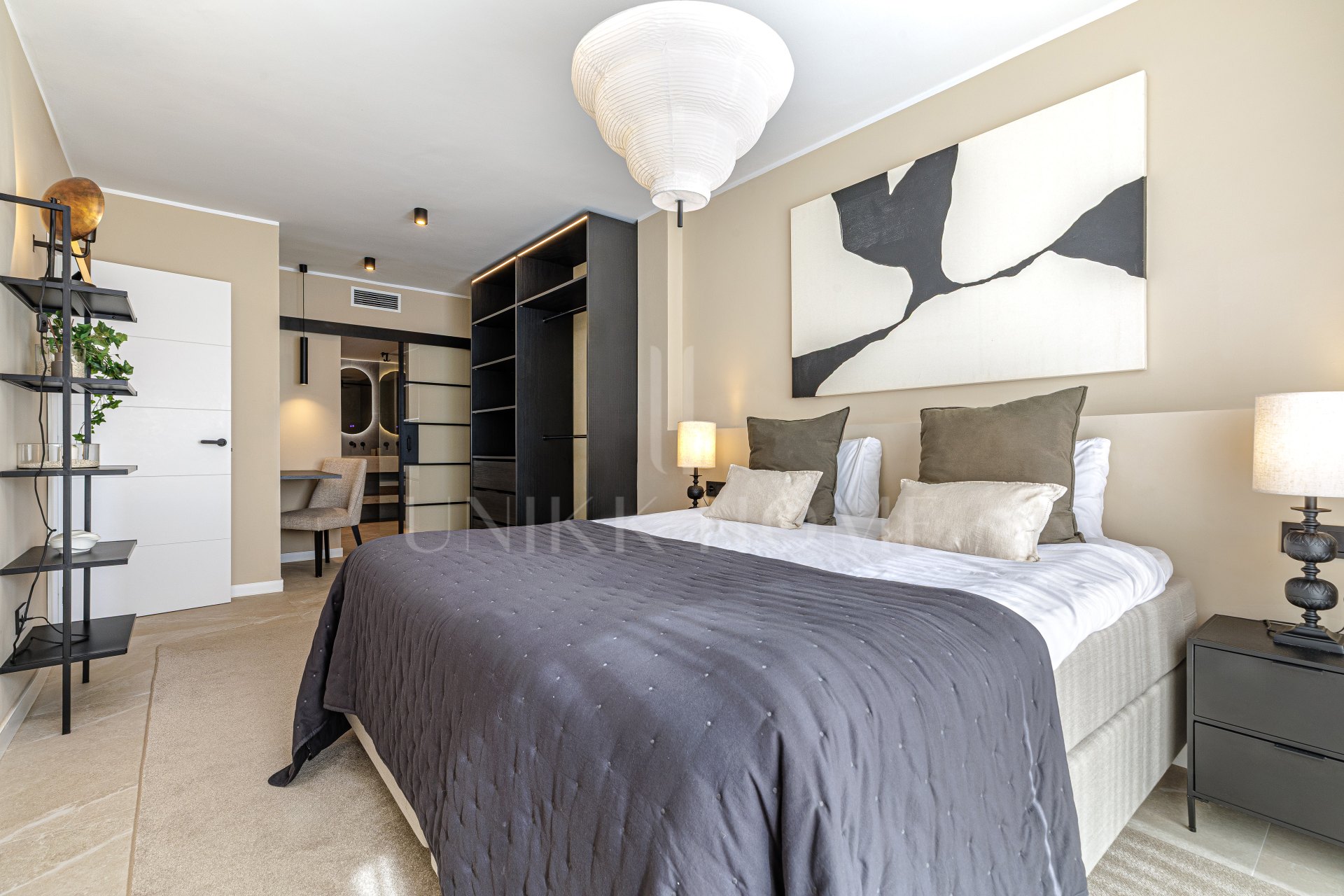 Stunning Renovated 4-Bedroom Apartment in Prime Nueva Andalucía Location