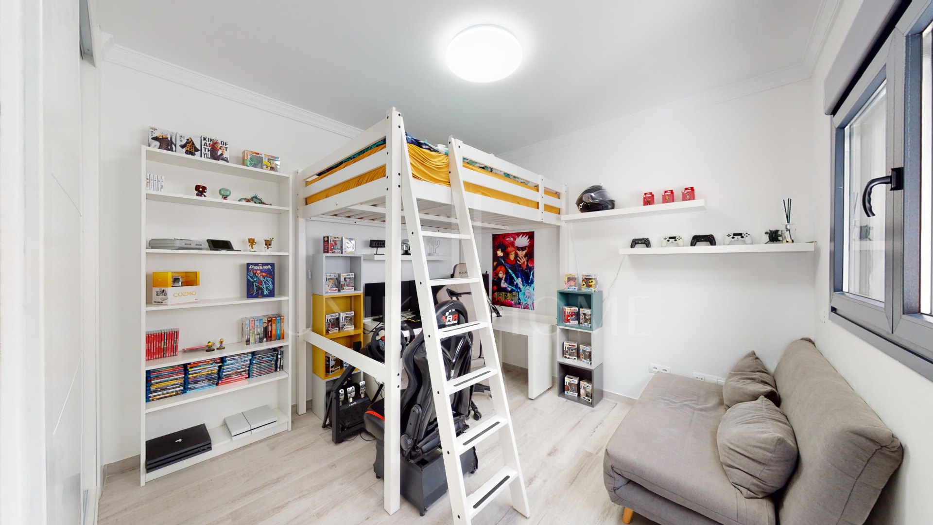 Adosado en venta en La Mairena, Marbella Este