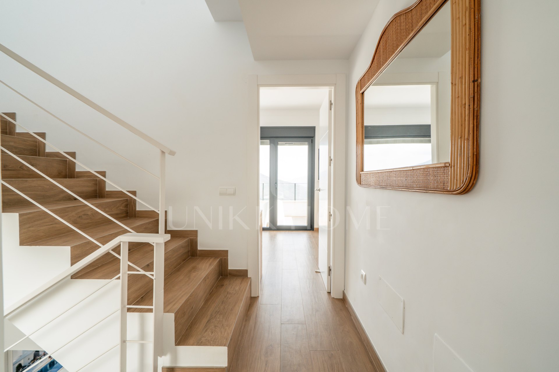 SEMI DETACHED TOTALLY RENOVATED IN 2020 WITH PANORÁMICA VIEWS