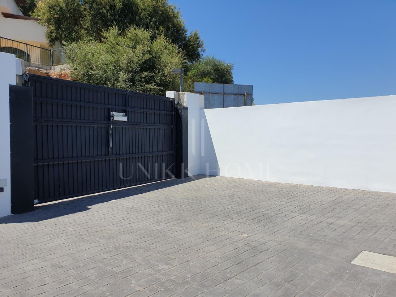 SEMI DETACHED TOTALLY RENOVATED IN 2020 WITH PANORÁMICA VIEWS