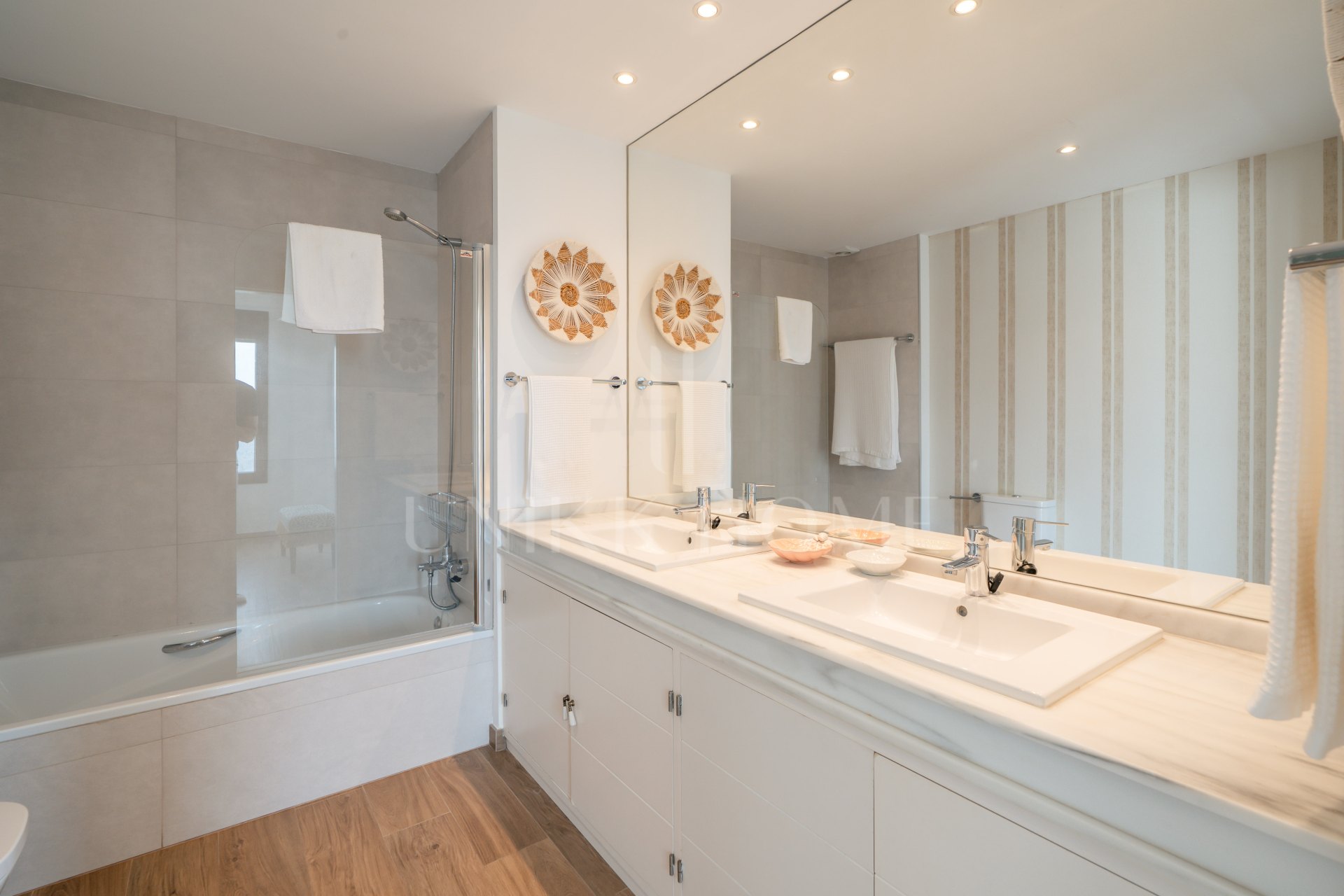 SEMI DETACHED TOTALLY RENOVATED IN 2020 WITH PANORÁMICA VIEWS