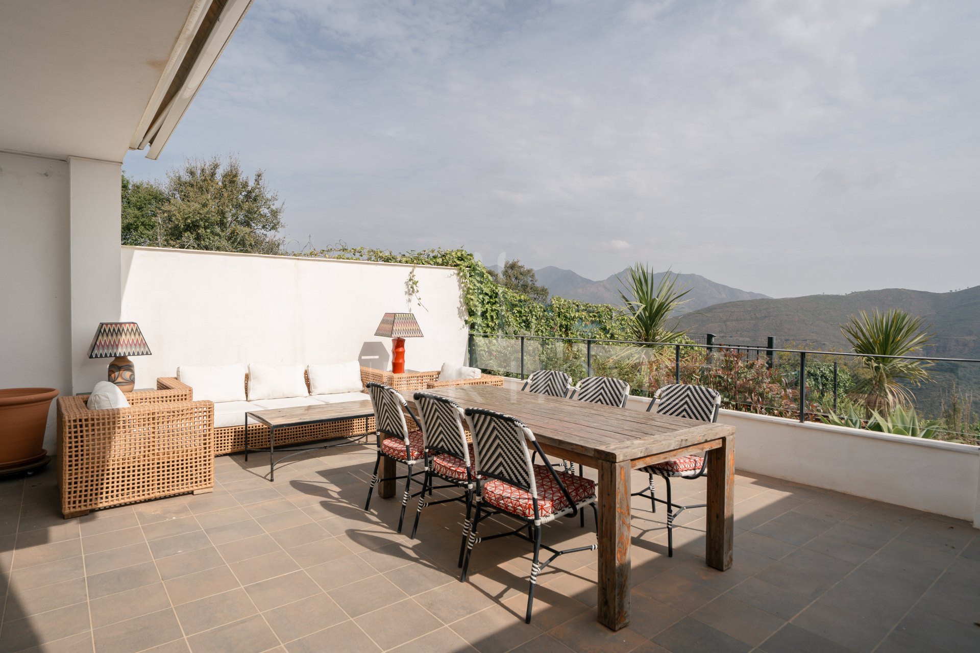 SEMI DETACHED TOTALLY RENOVATED IN 2020 WITH PANORÁMICA VIEWS