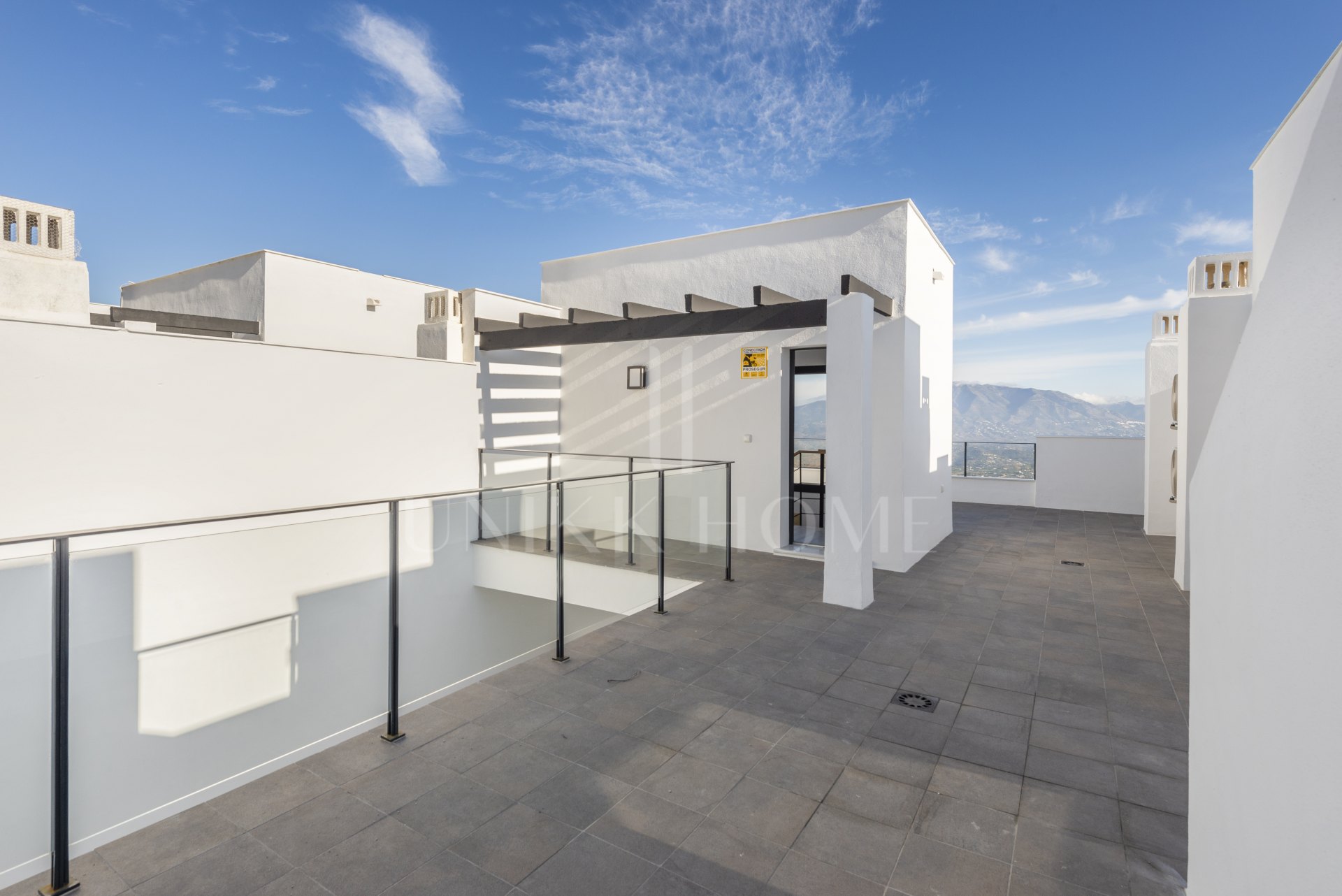 Town House for sale in La Mairena, Marbella East