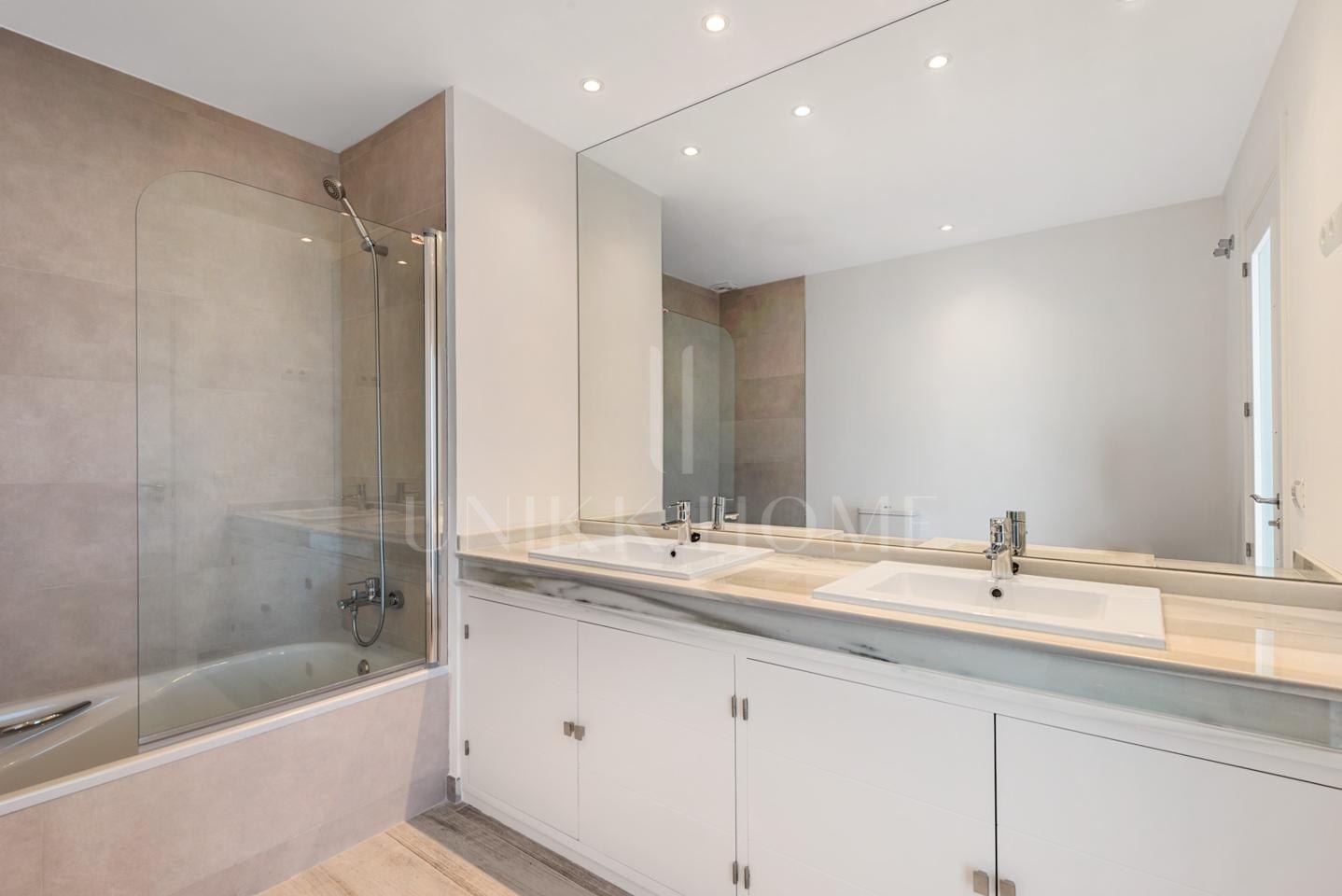 Town House for sale in La Mairena, Marbella East
