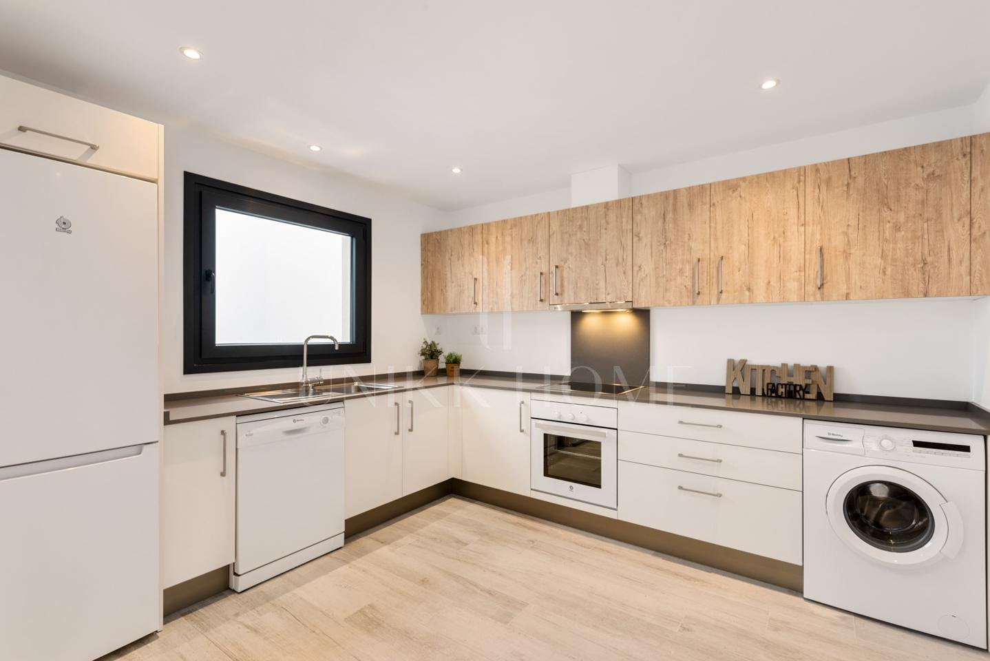 Town House for sale in La Mairena, Marbella East