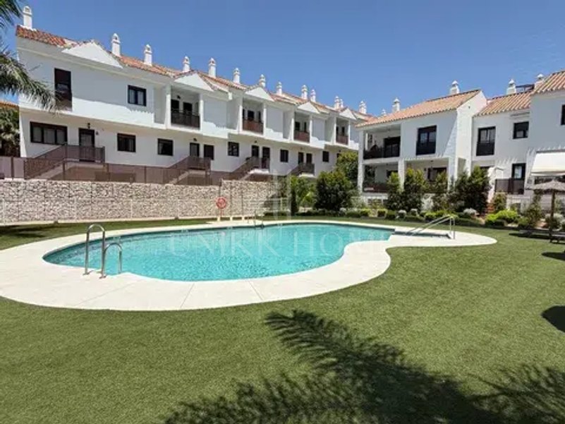 DISTINGUISHED TOWNHOUSE IN RIVIERA DEL SOL - MIJAS