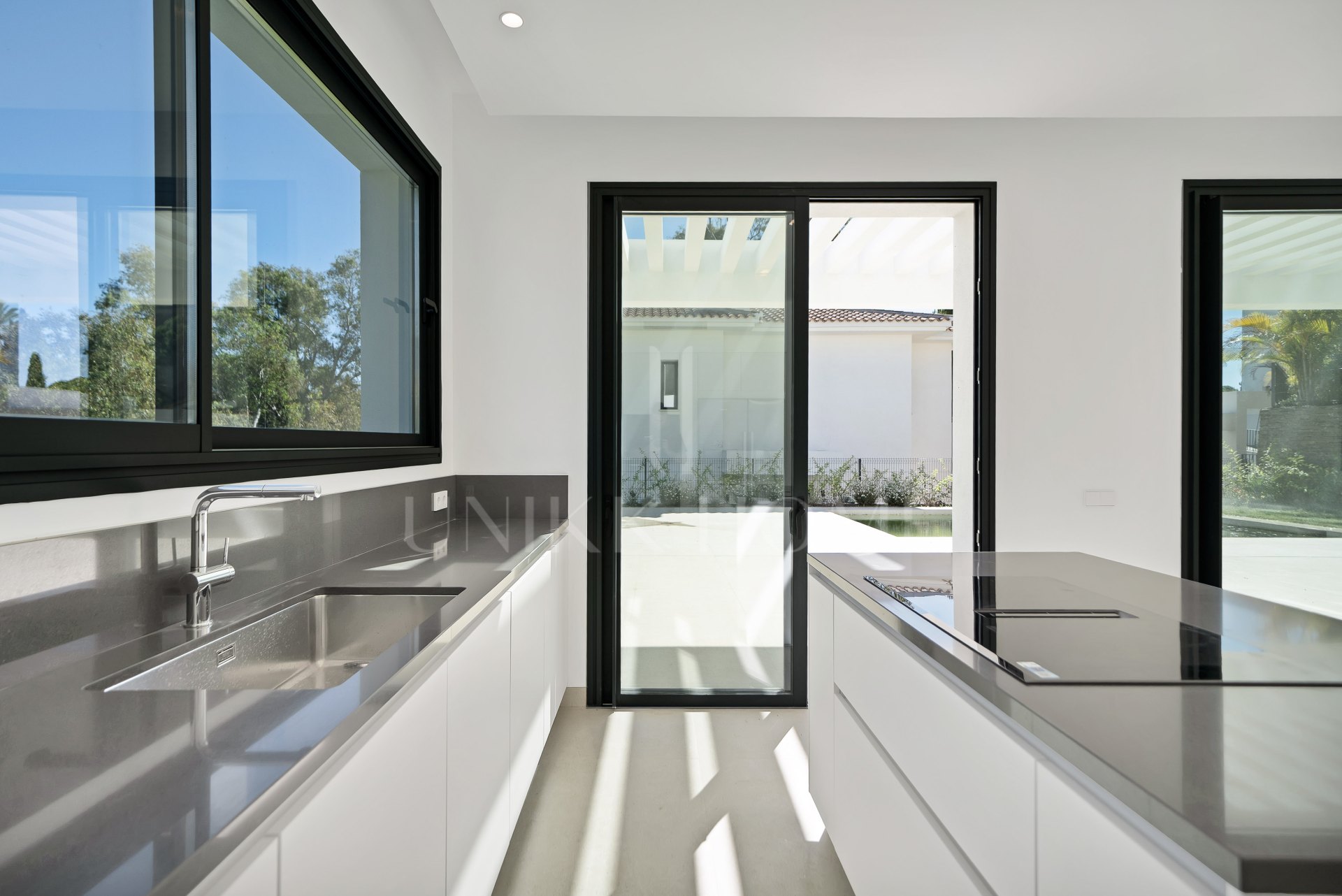 Villa en venta en Calahonda, Mijas Costa