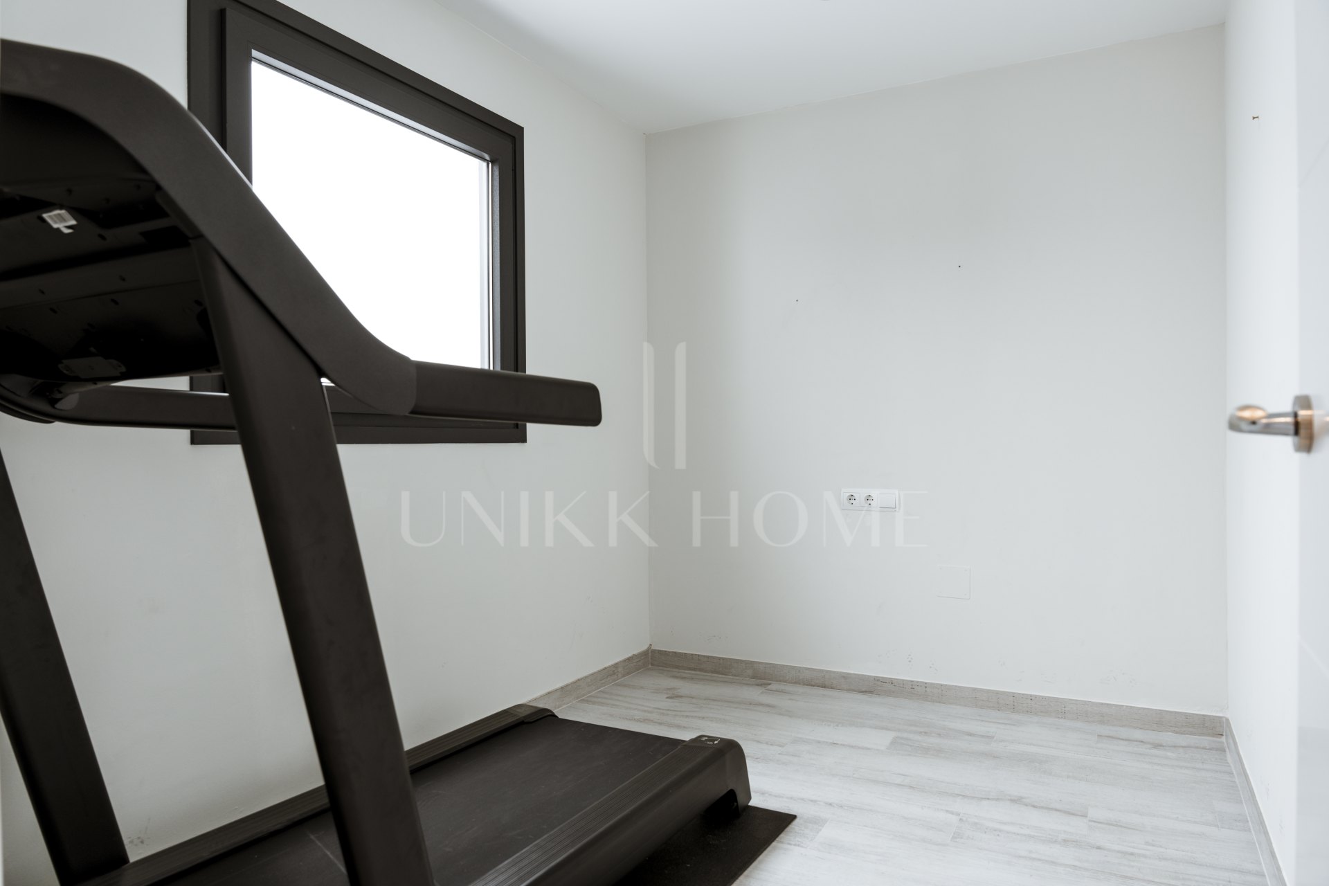 Adosado en venta en La Mairena, Marbella Este
