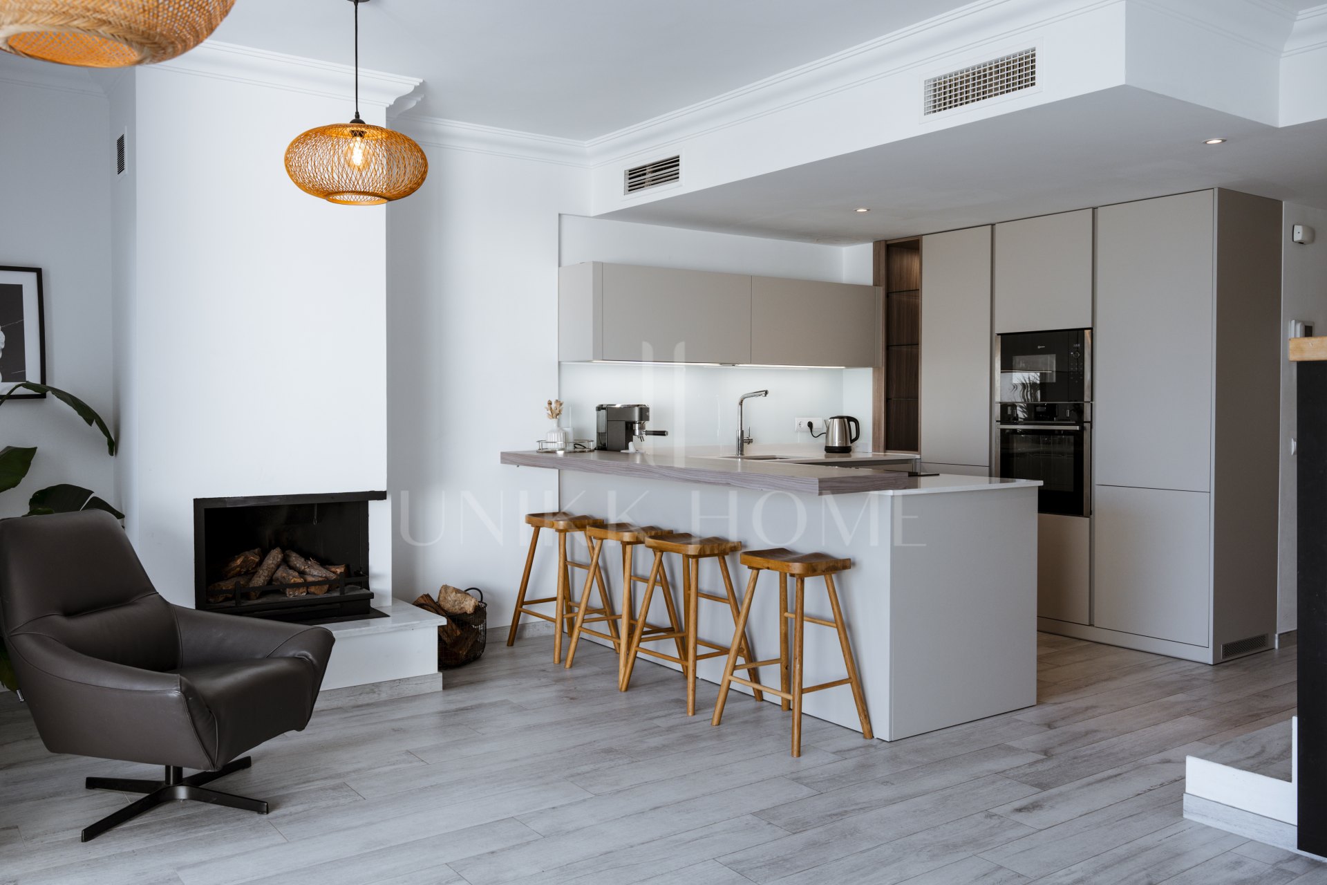 Adosado en venta en La Mairena, Marbella Este