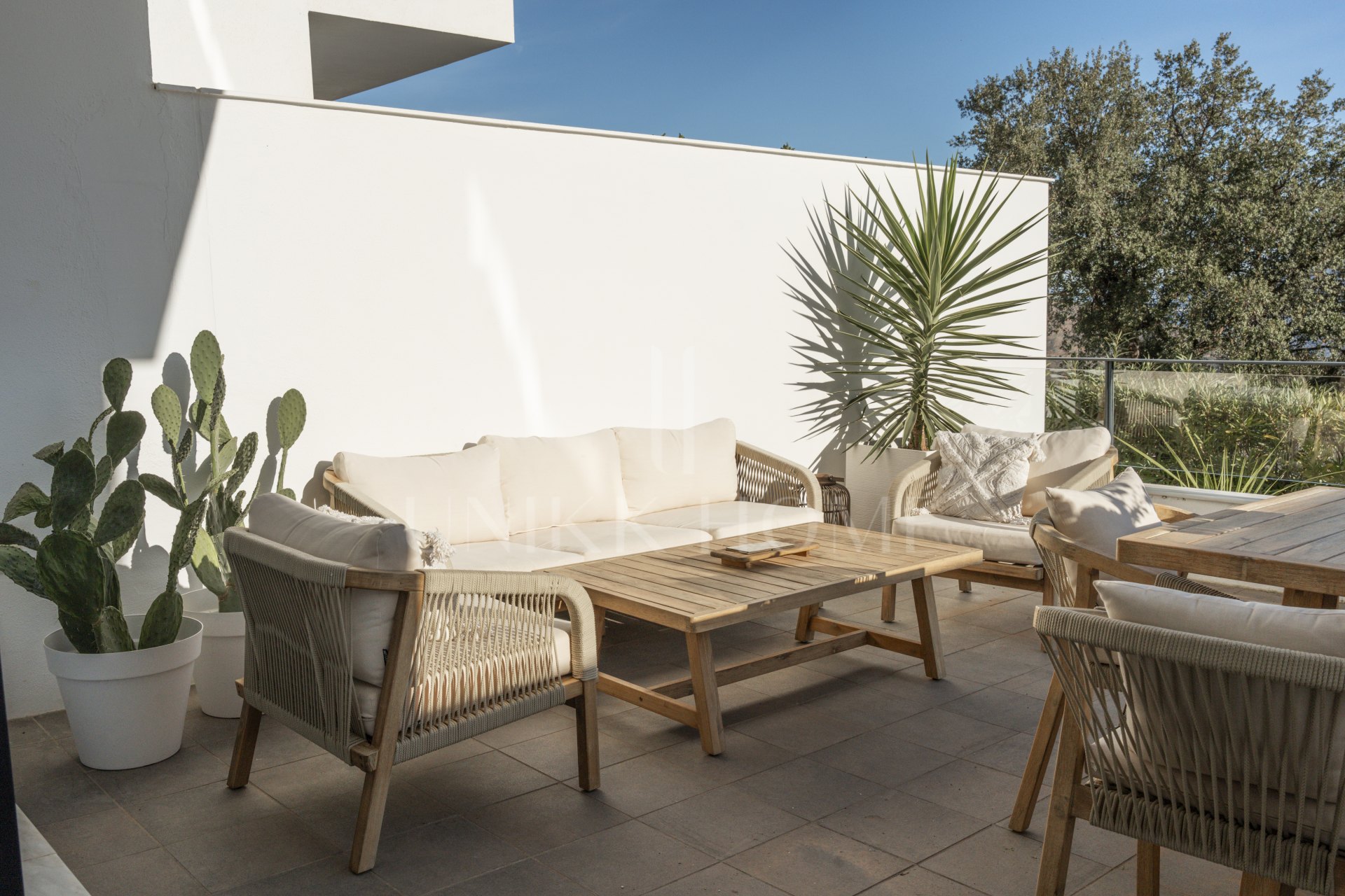 Adosado en venta en La Mairena, Marbella Este