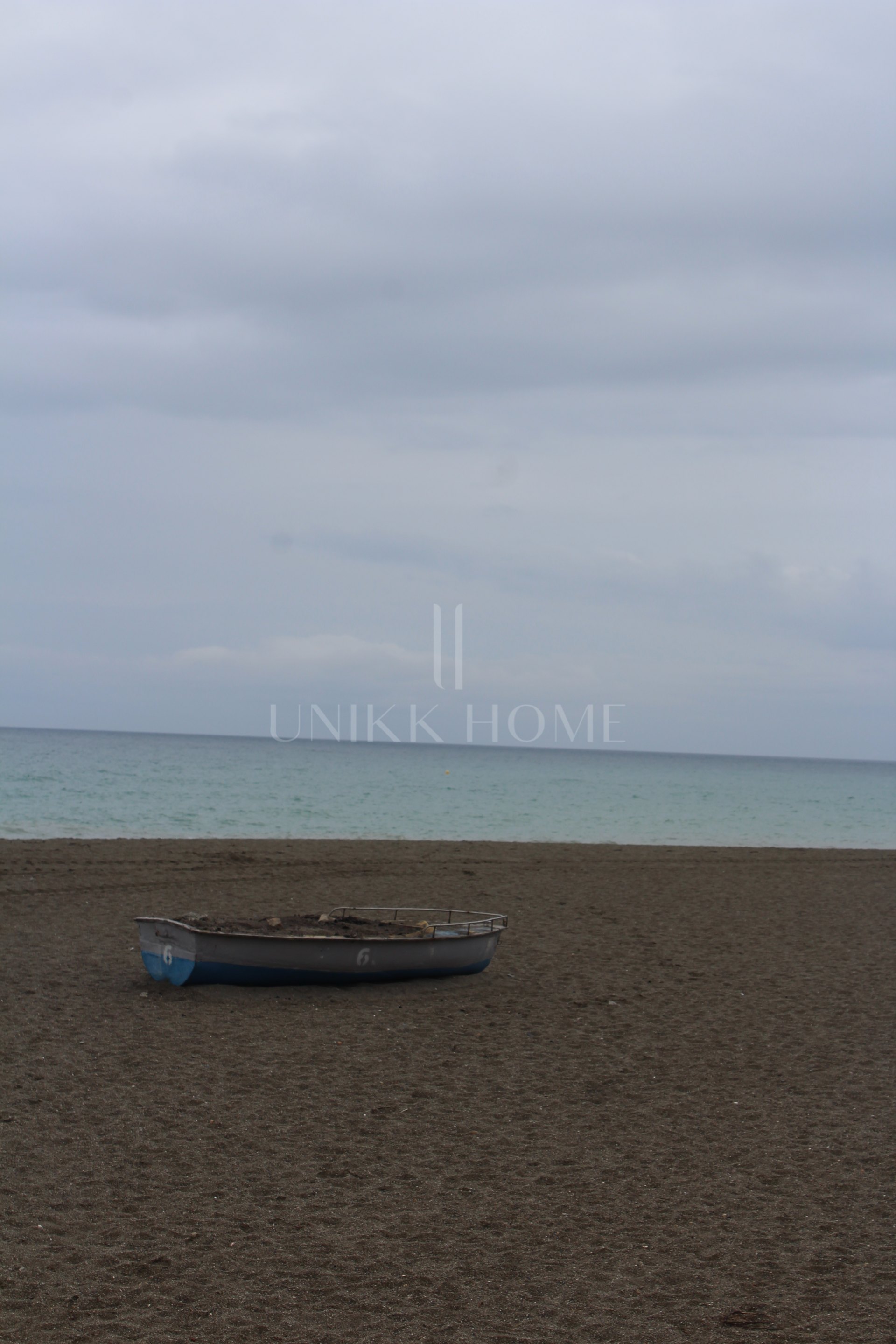 Sea‐View Garden Apartment en Exclusive Los Granados
