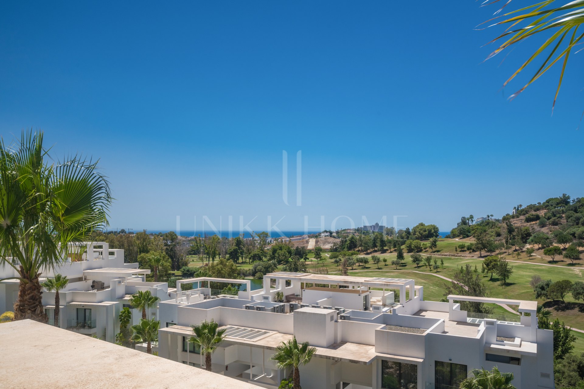 Luxury 2-Bedroom Penthouse with Panoramic Sea & Golf Views – Atalaya Hills