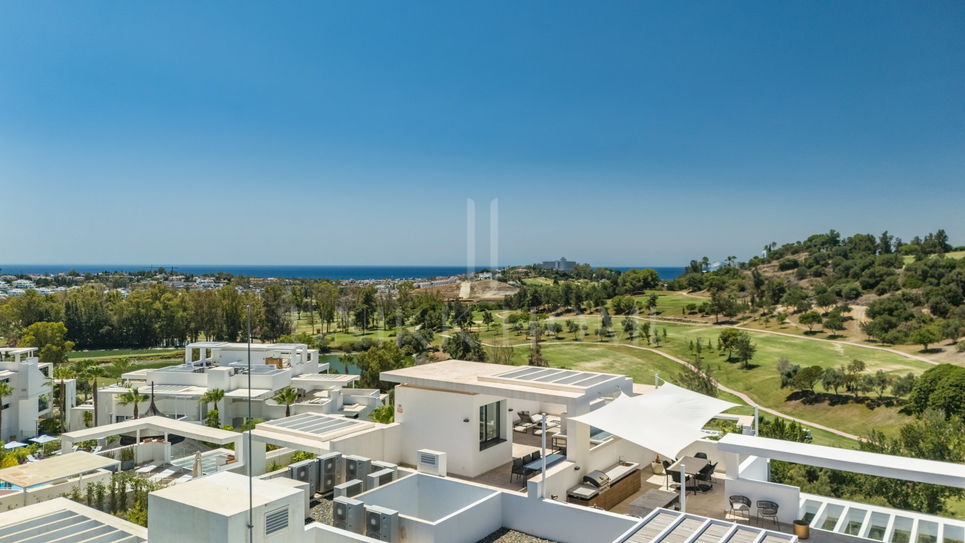Luxury 2-Bedroom Penthouse with Panoramic Sea & Golf Views – Atalaya Hills