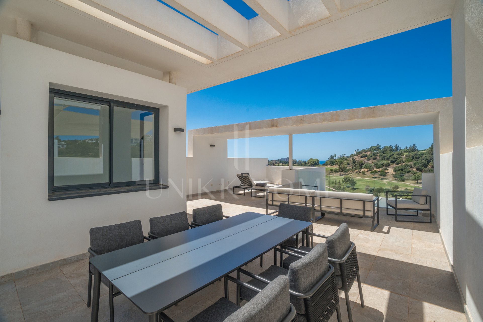 Luxury 2-Bedroom Penthouse with Panoramic Sea & Golf Views – Atalaya Hills