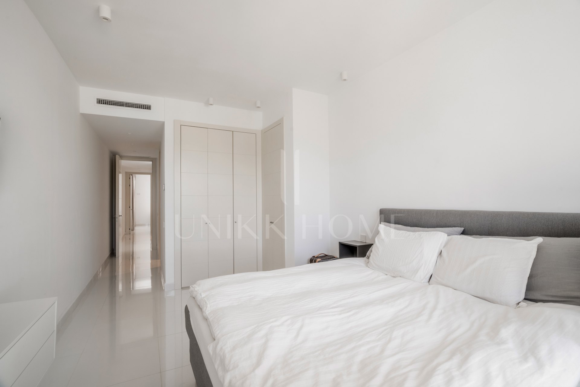 Luxury 2-Bedroom Penthouse with Panoramic Sea & Golf Views – Atalaya Hills
