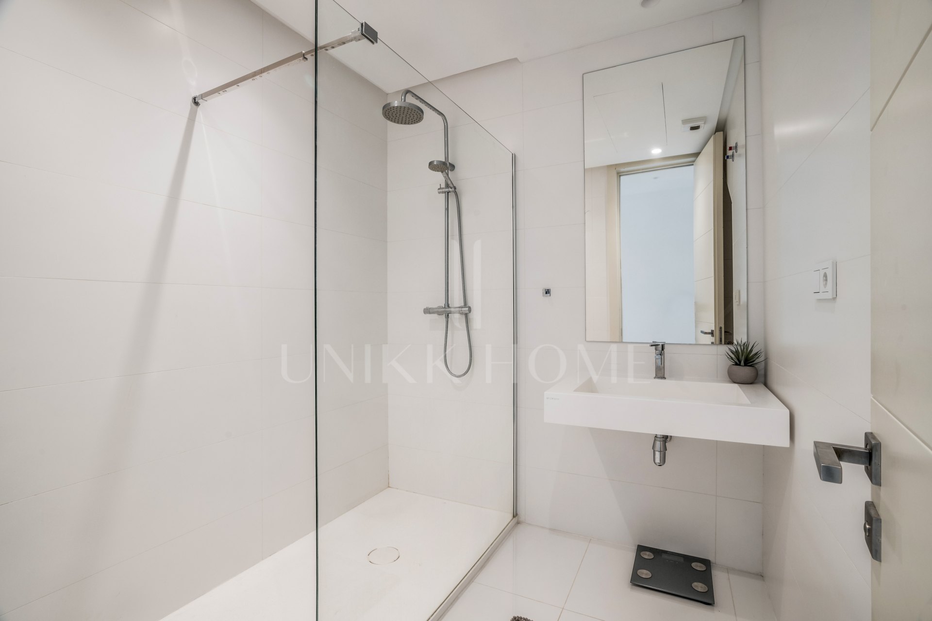 Luxury 2-Bedroom Penthouse with Panoramic Sea & Golf Views – Atalaya Hills