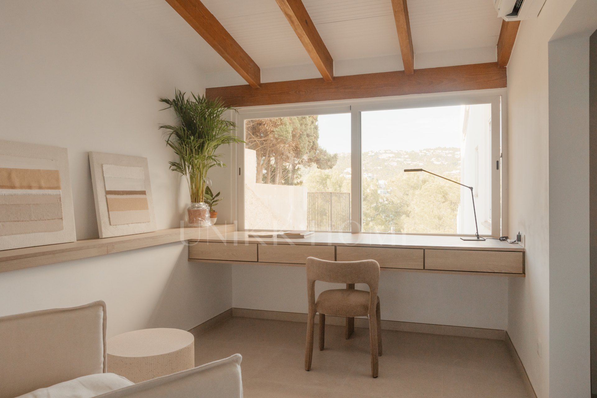Apartamento completamente renovado con vistas panorámicas al mar y al puerto en Port d’Andratx