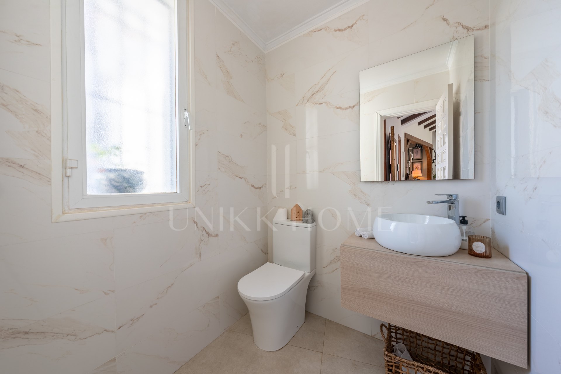 Charming & Artistic 4-Bedroom Villa in Atalaya